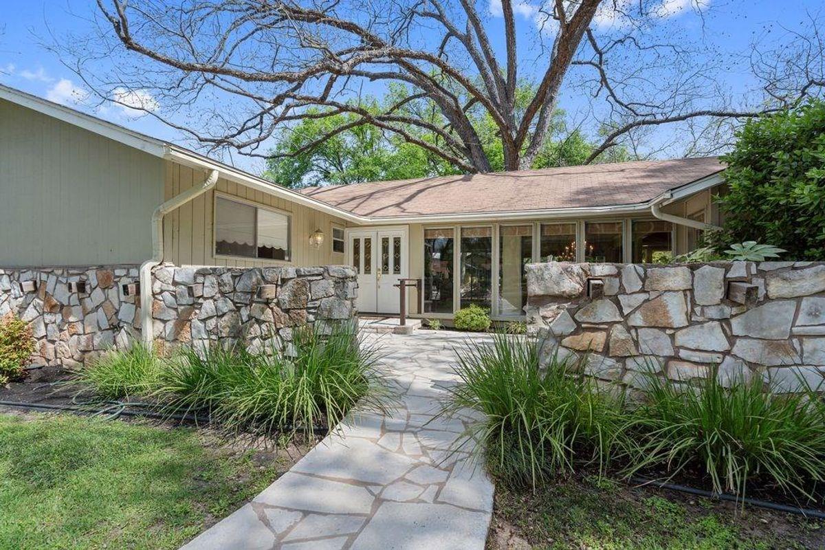 6700 Troll Hvn Property Photo