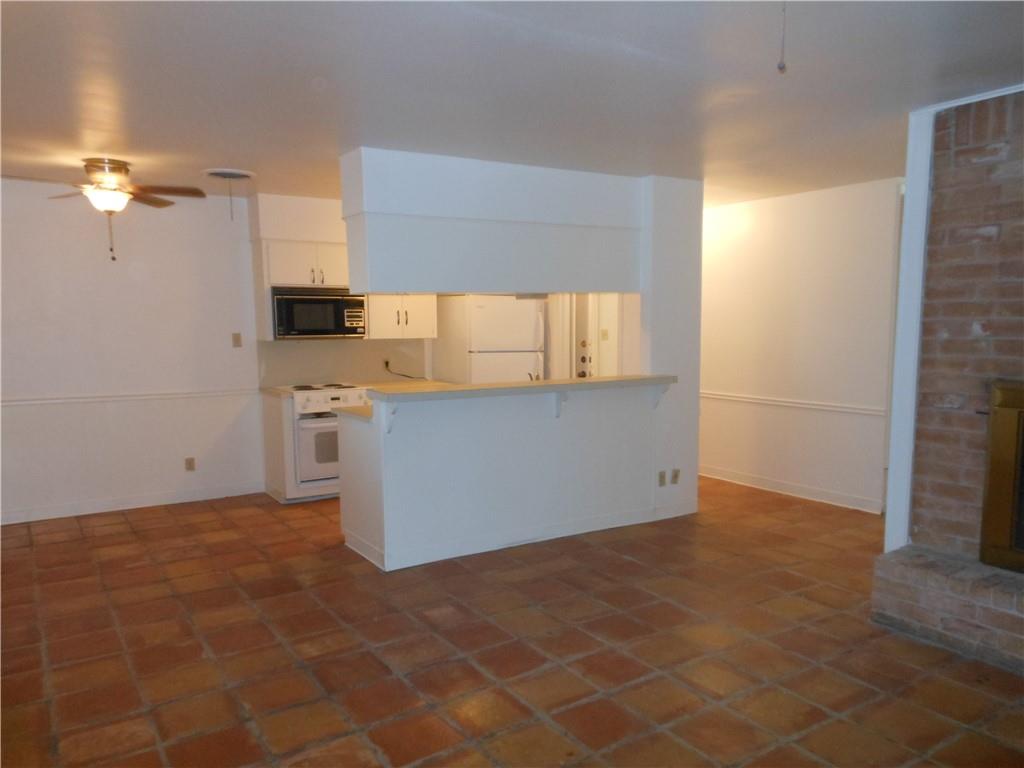 2308 Barton Skwy Nw #b Property Photo 7