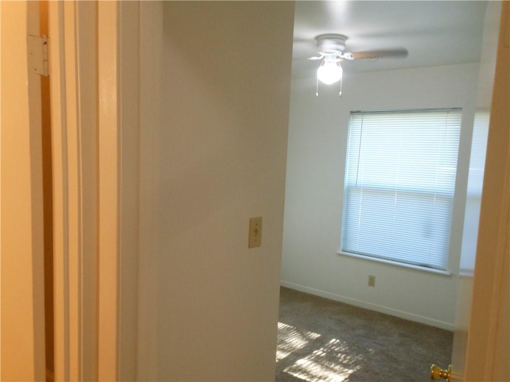 2308 Barton Skwy Nw #b Property Photo 13