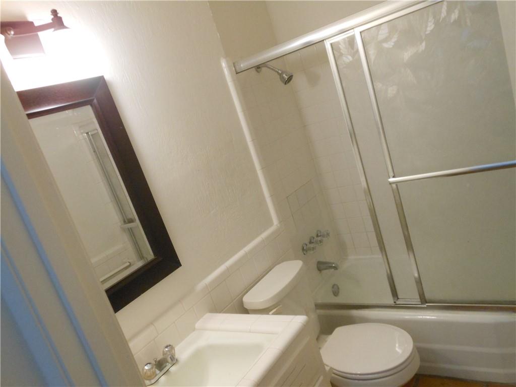 2308 Barton Skwy Nw #b Property Photo 14