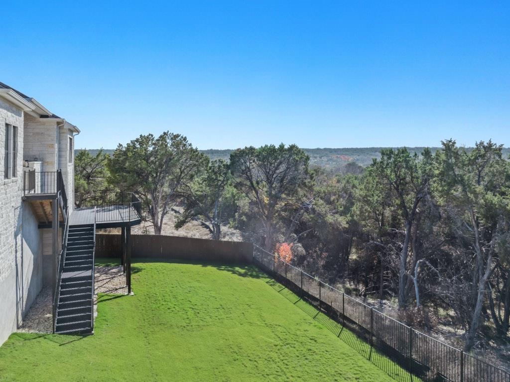 1220 Stormy Dr Property Photo 23
