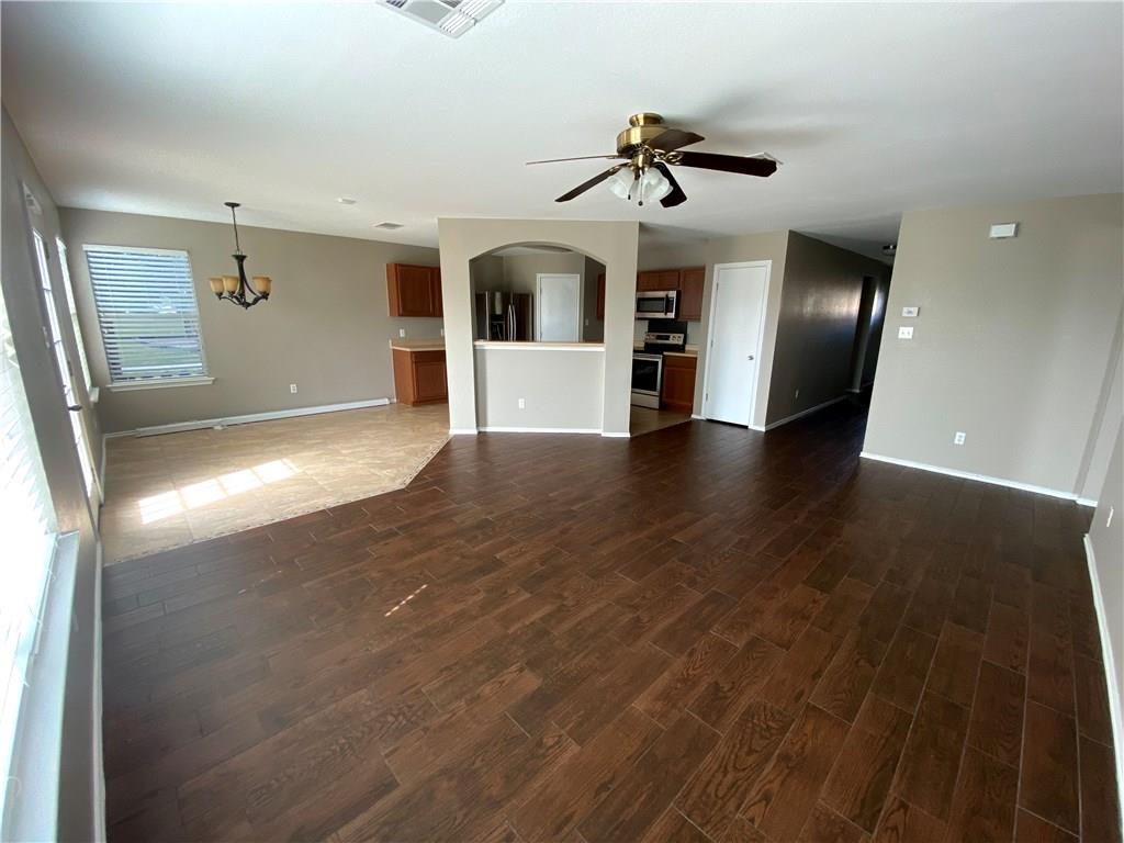 12817 Chime Dr Property Photo 8