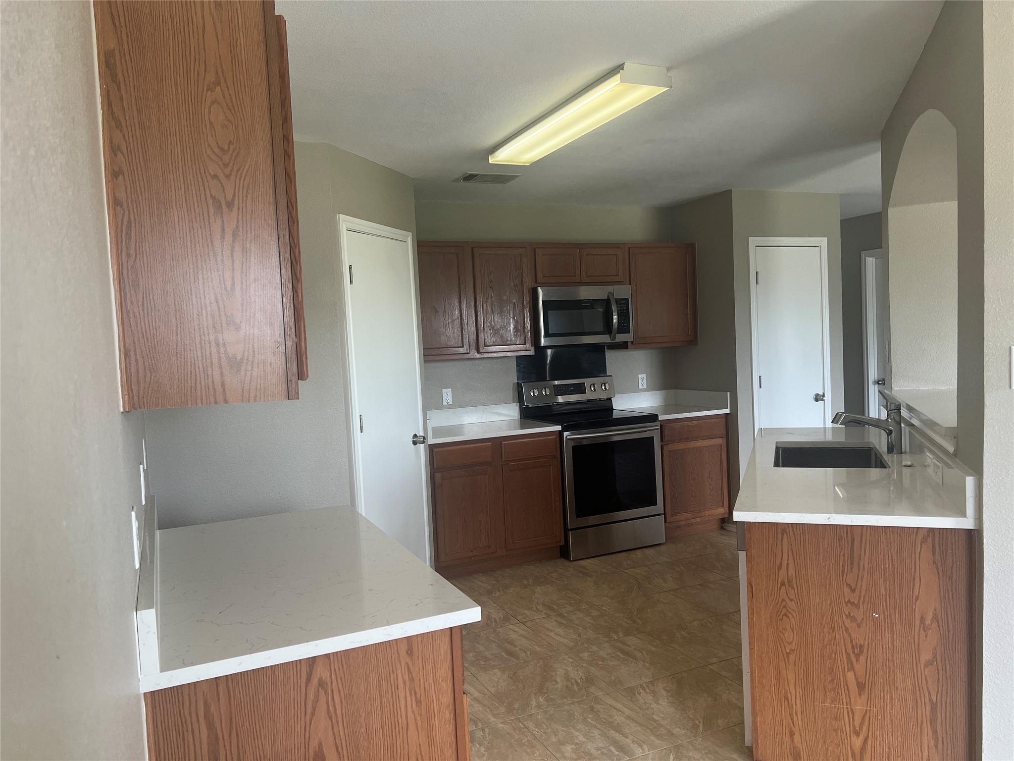12817 Chime Dr Property Photo 12