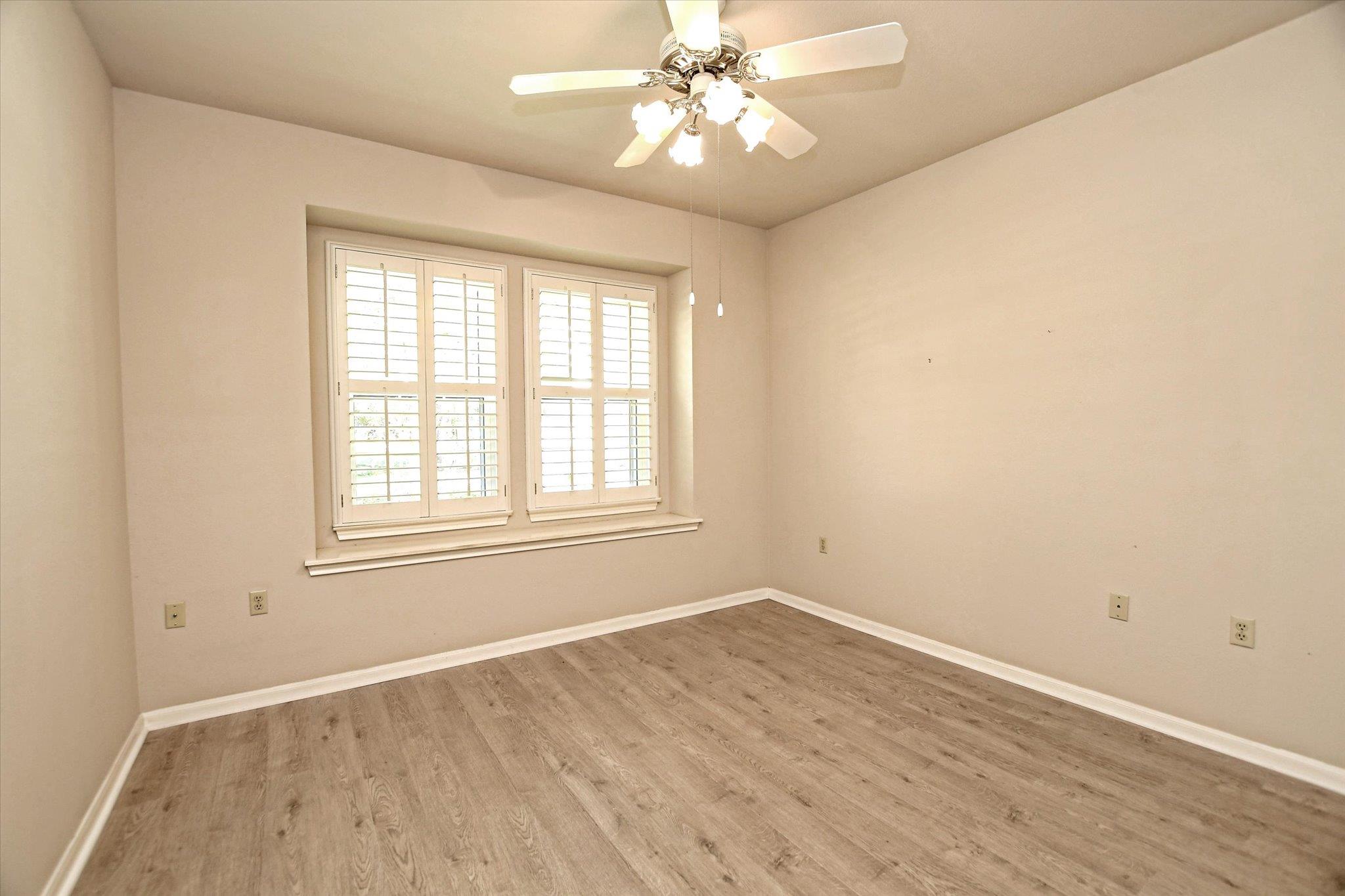 103 Elderberry St Property Photo 19