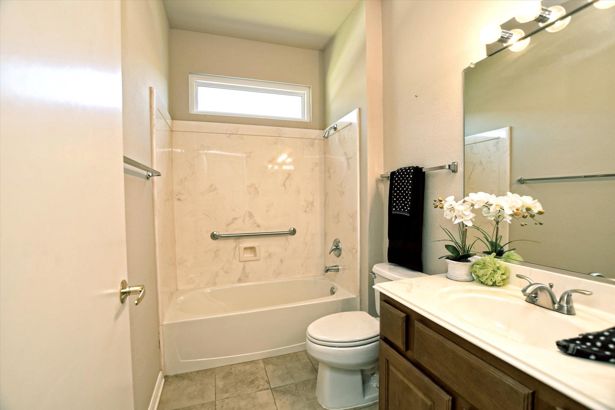 103 Elderberry St Property Photo 20