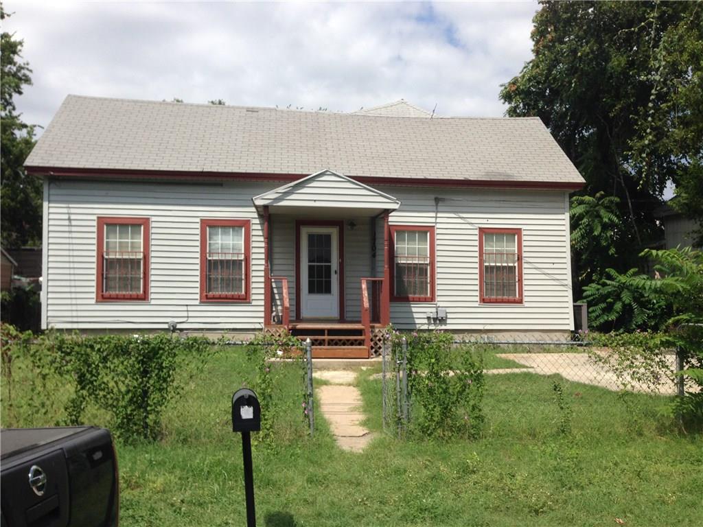 1704 Tillery St Property Photo 2