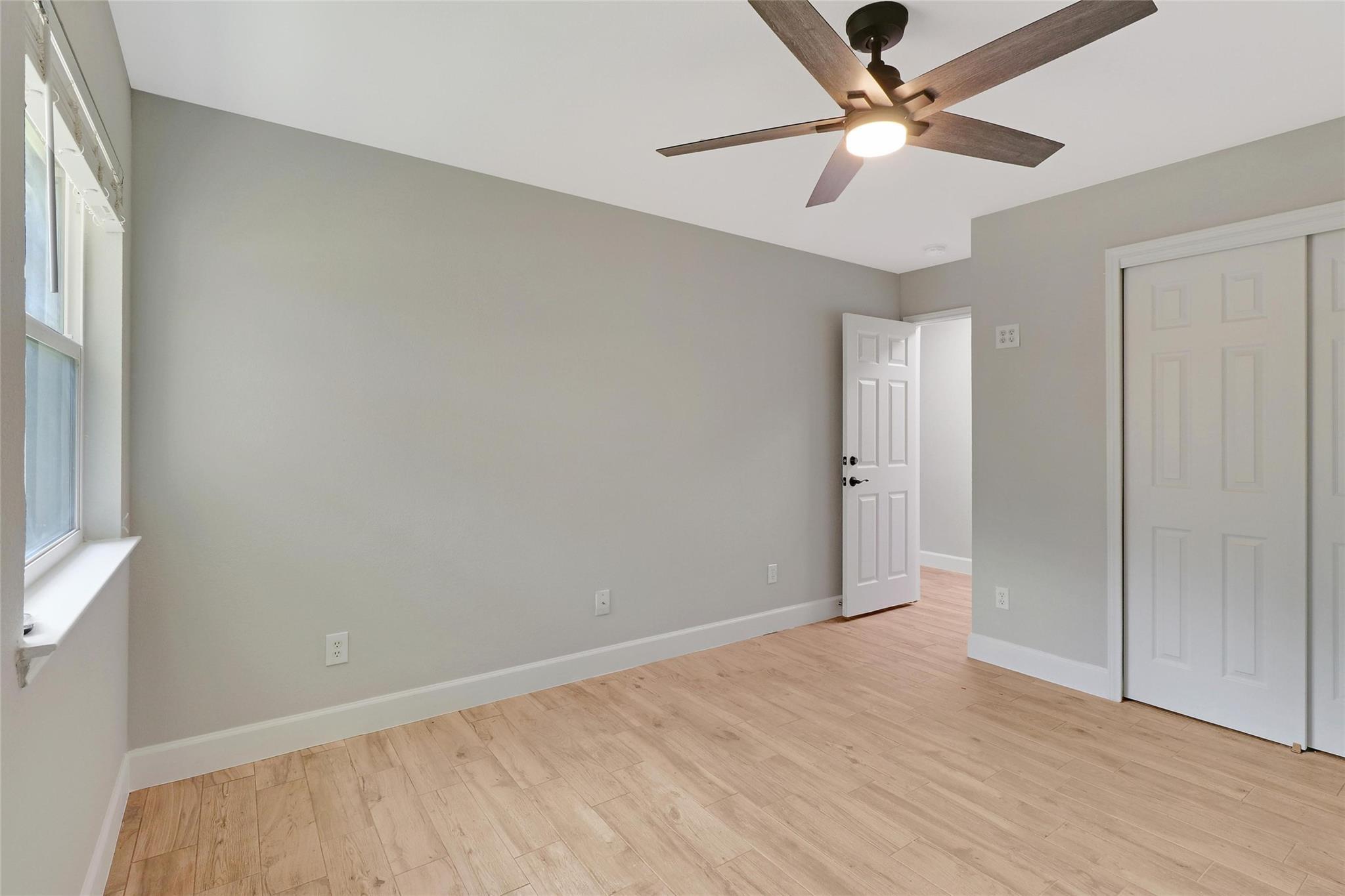305 Dayna Cv Property Photo 21