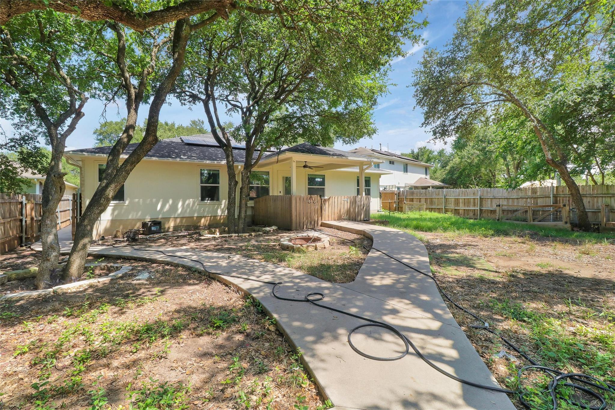 305 Dayna Cv Property Photo 30