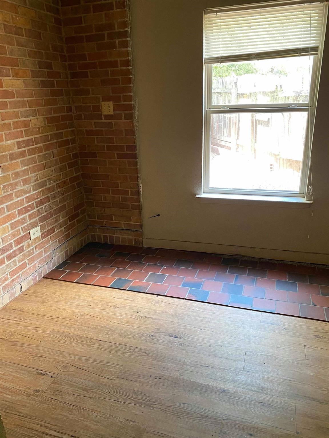 1014 Bois D Arc St #a Property Photo 9
