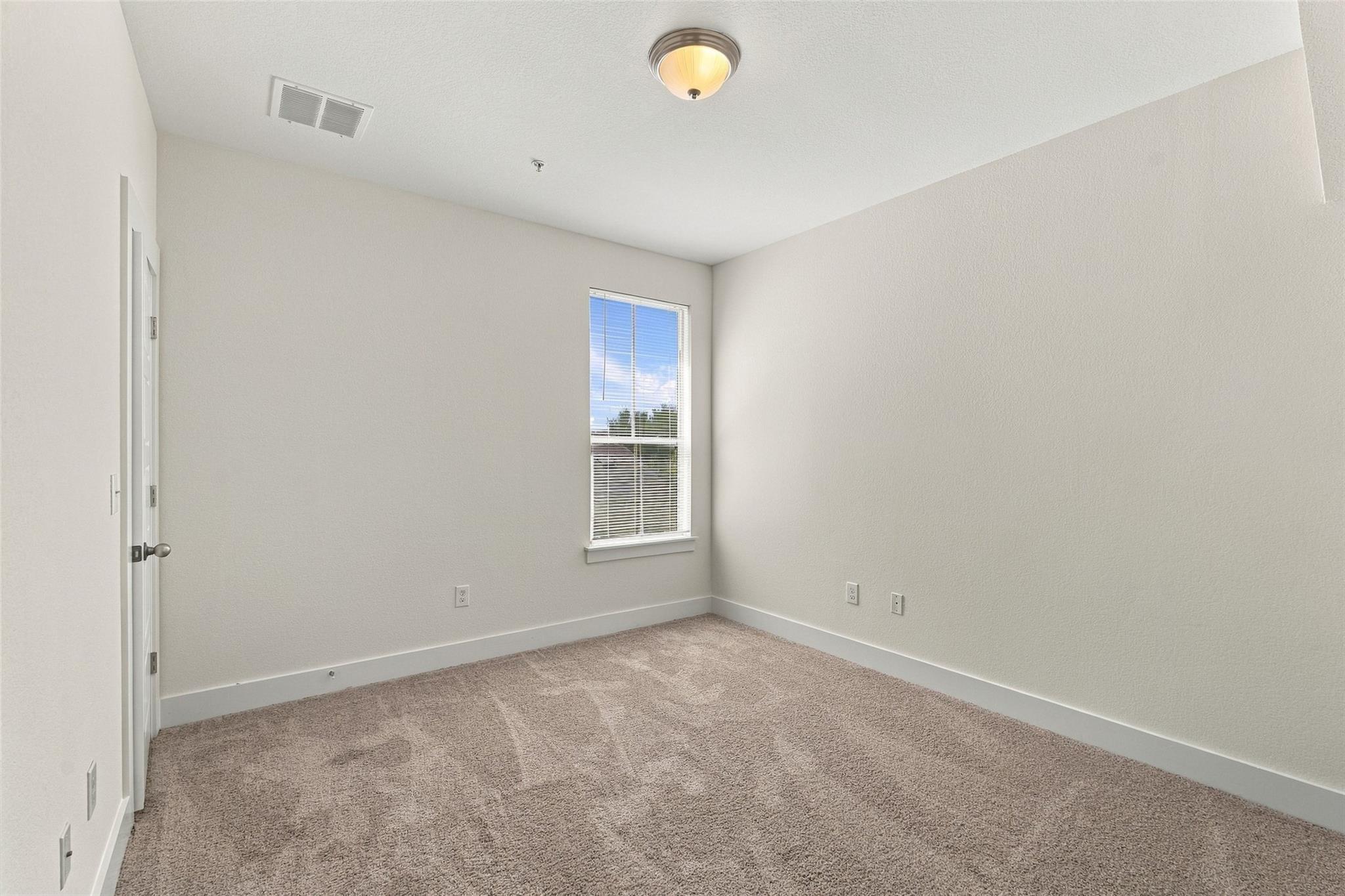 7414 Wolverine St Property Photo 16