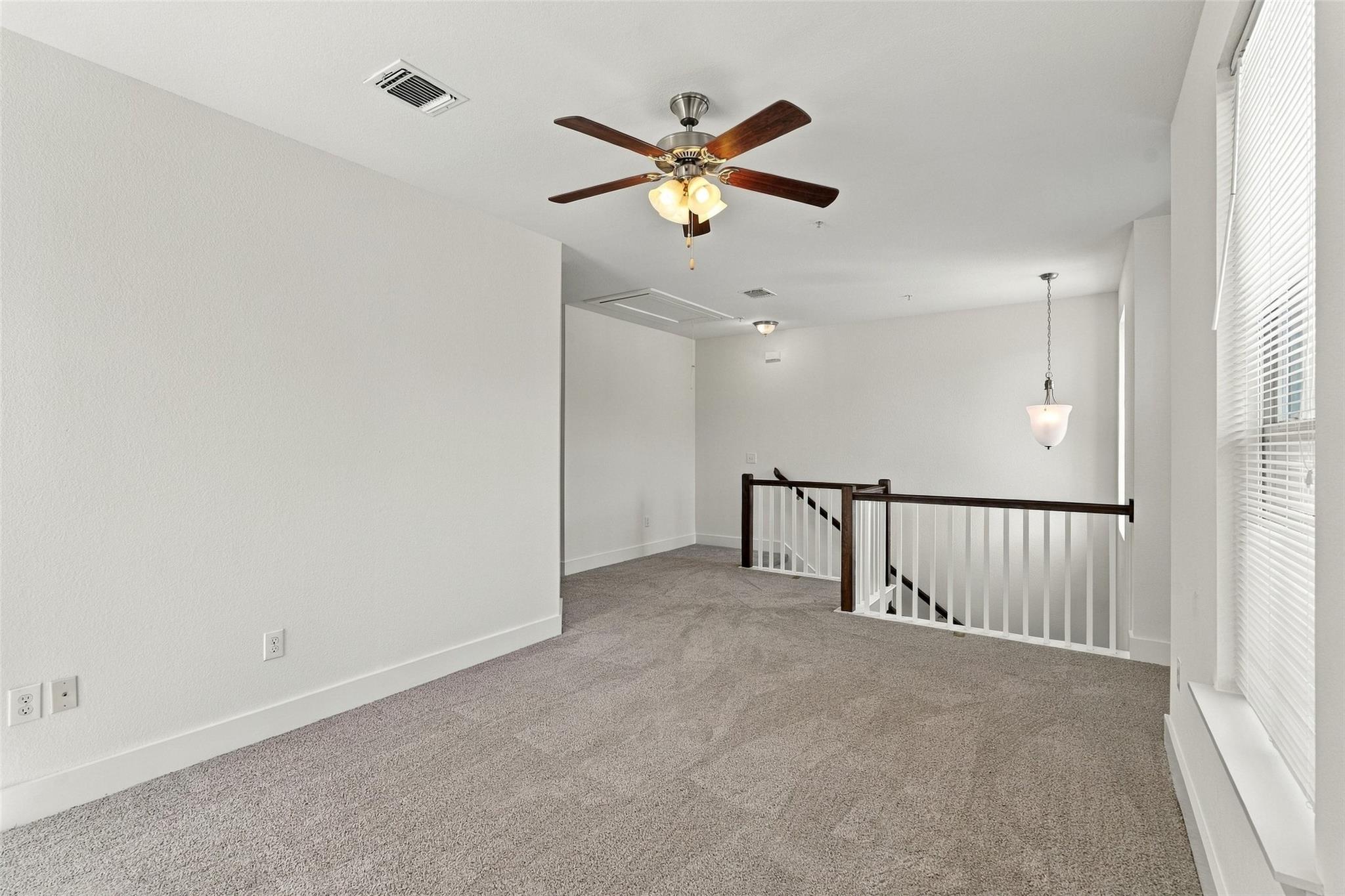 7414 Wolverine St Property Photo 21