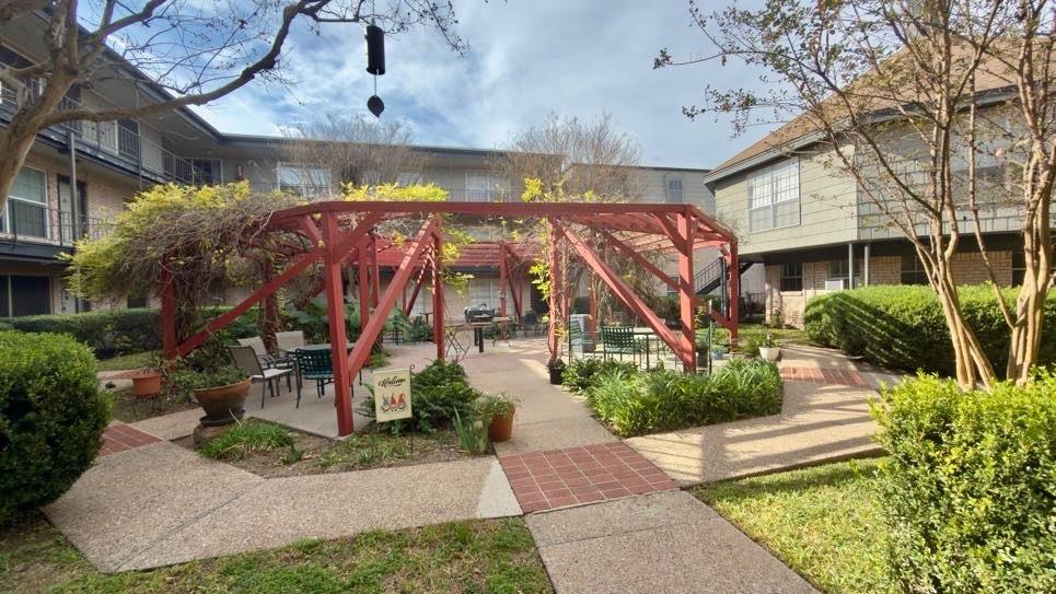 2425 Ashdale Dr #41 Property Photo 7