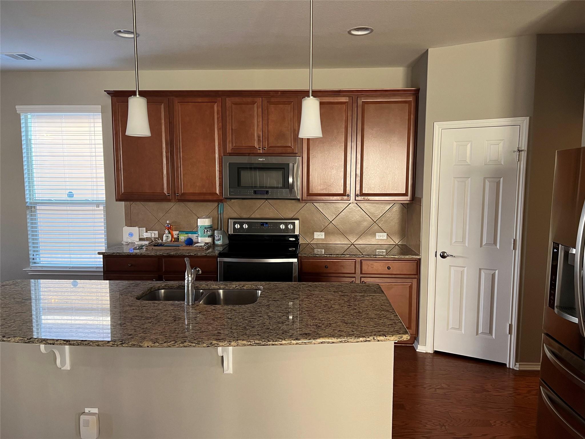 16017 Hawthorne Heights Trl Property Photo 5