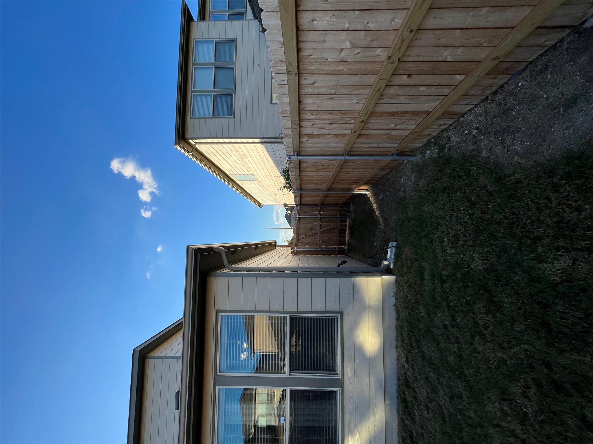 16017 Hawthorne Heights Trl Property Photo 32