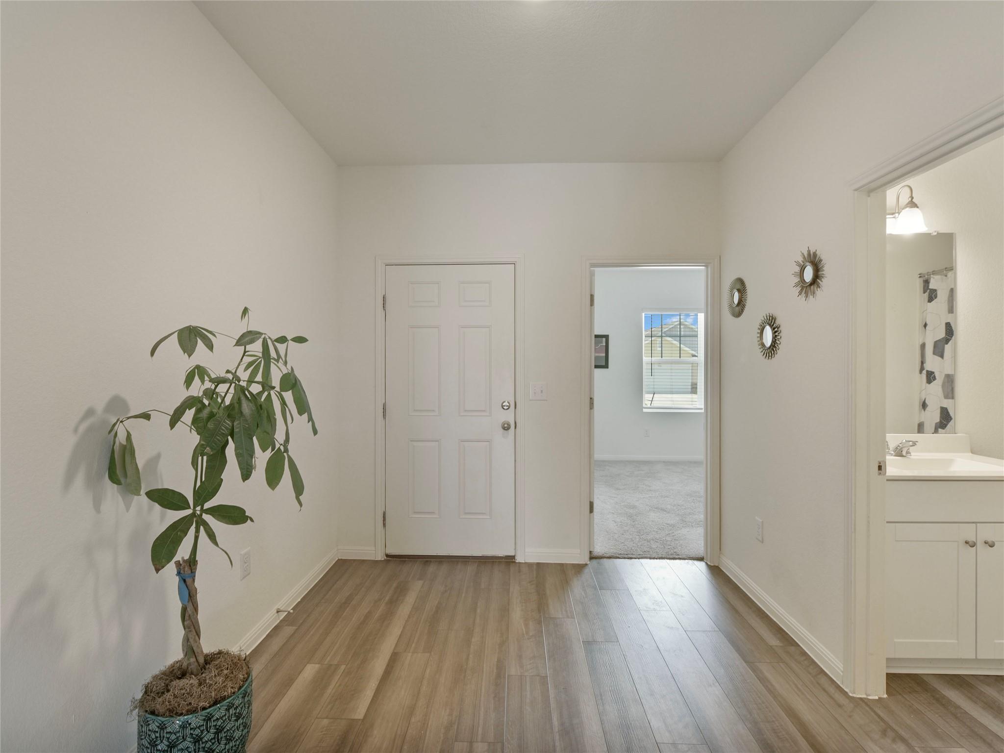 19517 Caymus Dr Property Photo 2