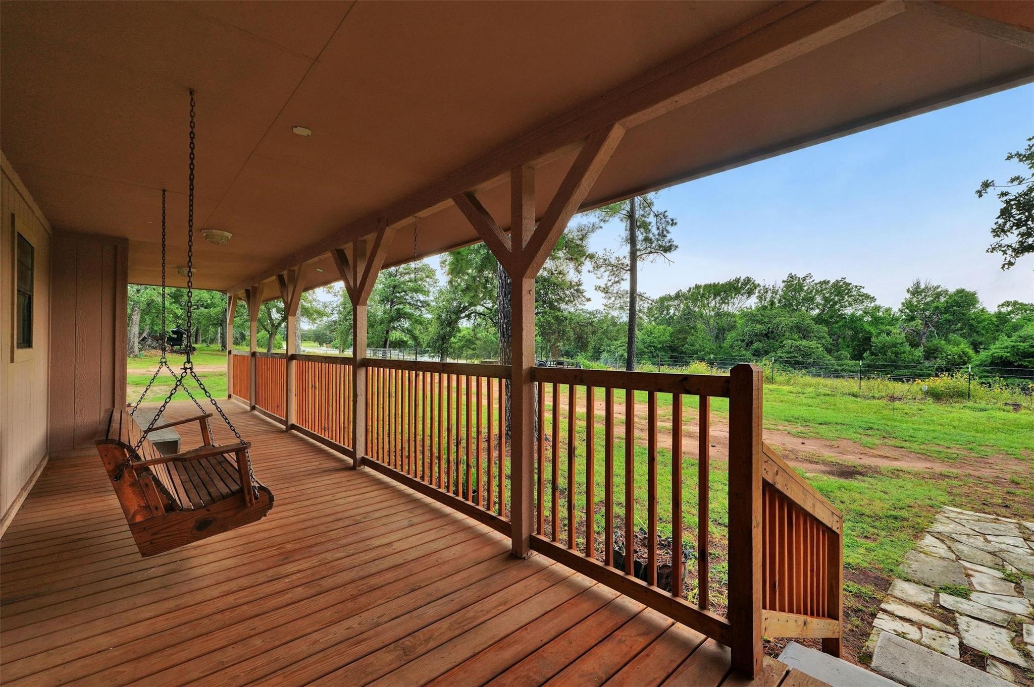 2169 Highway 304 Property Photo 2