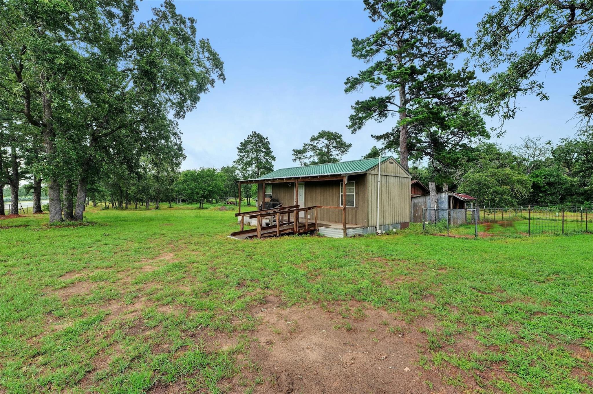 2169 Highway 304 Property Photo 22