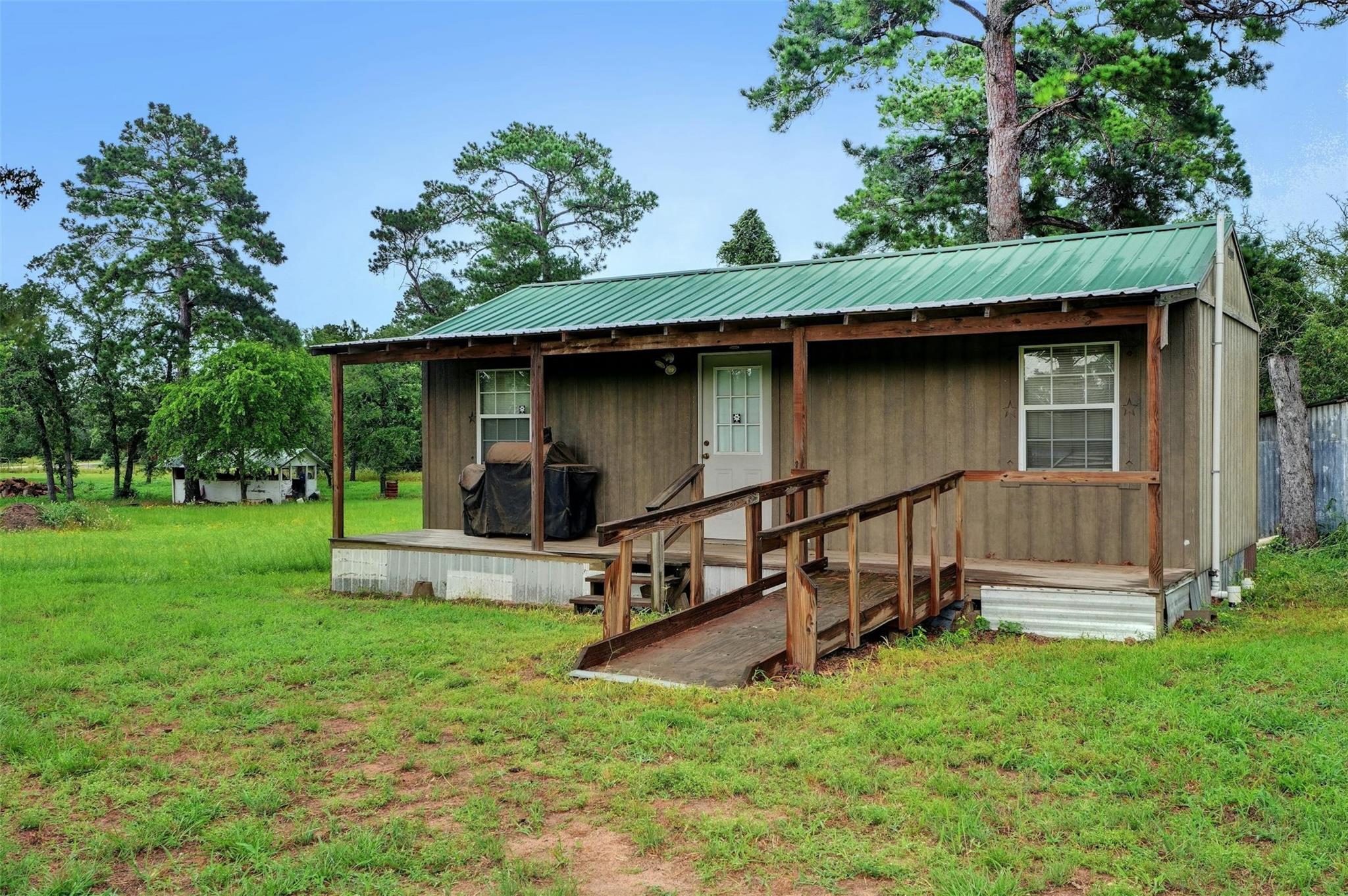 2169 Highway 304 Property Photo 23
