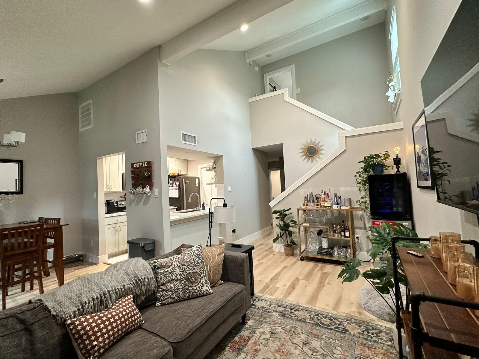 1712 Cinnamon Path #b Property Photo 1