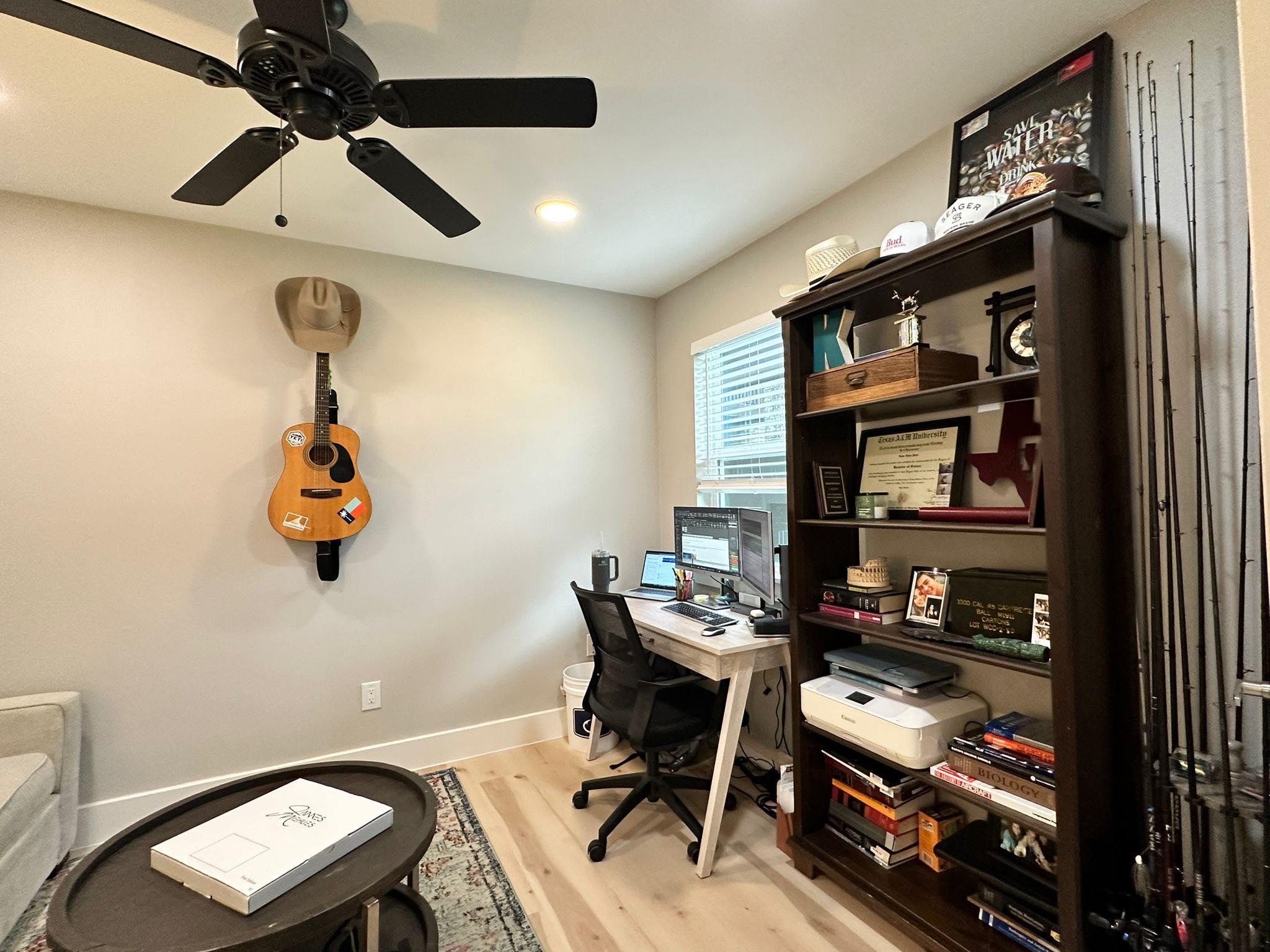 1712 Cinnamon Path #b Property Photo 5