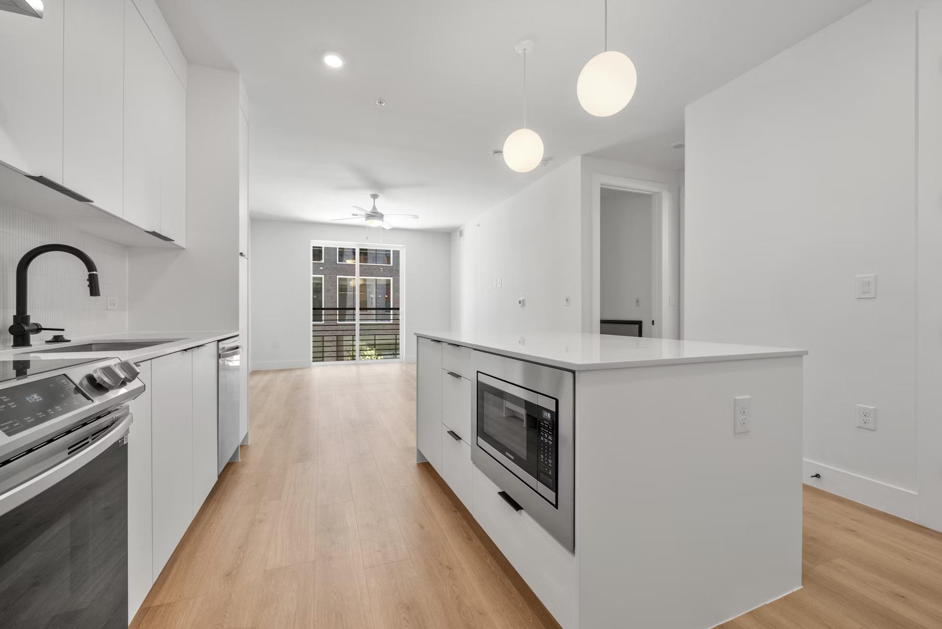 1701 Simond Ave #208 Property Photo 9