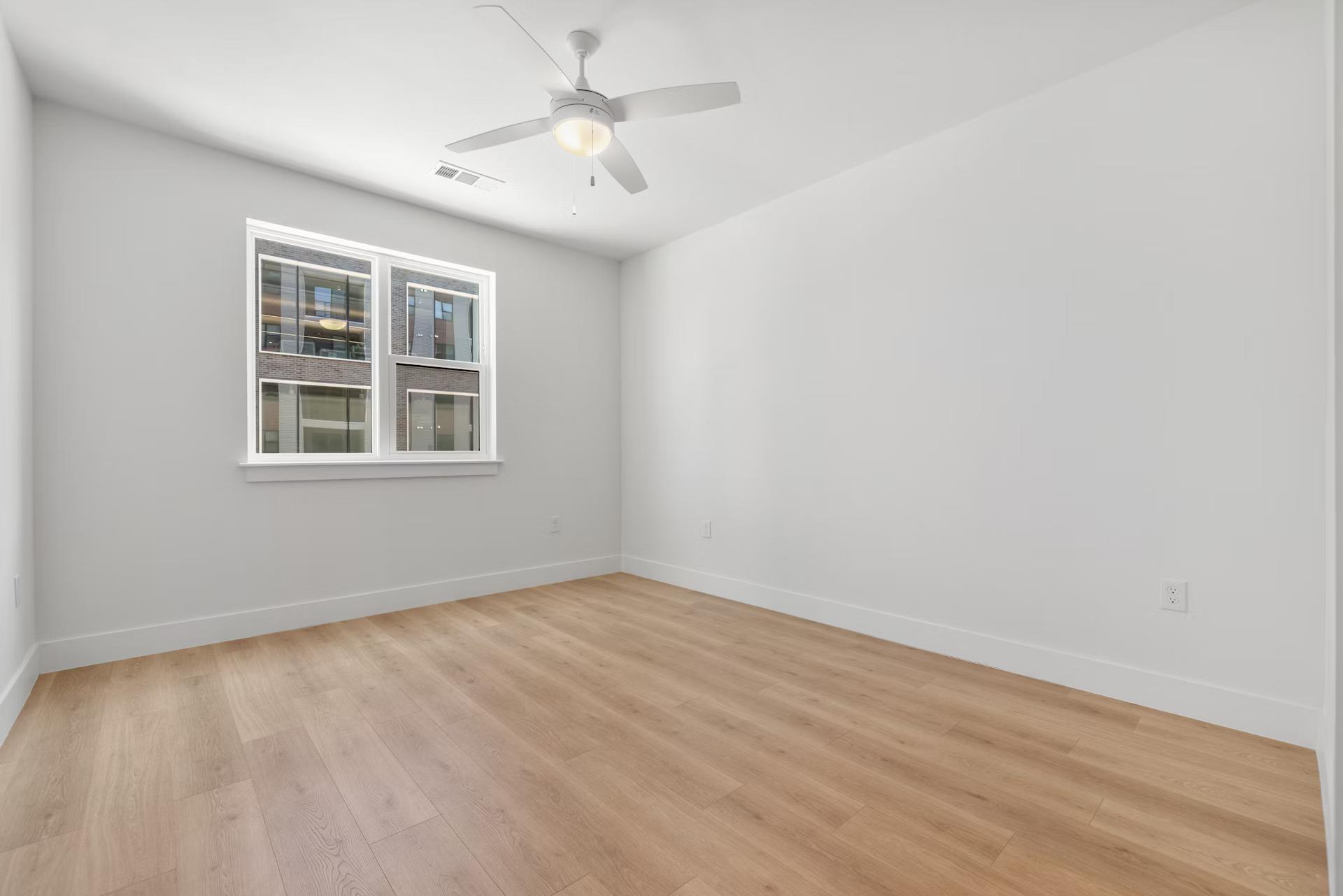 1701 Simond Ave #208 Property Photo 20