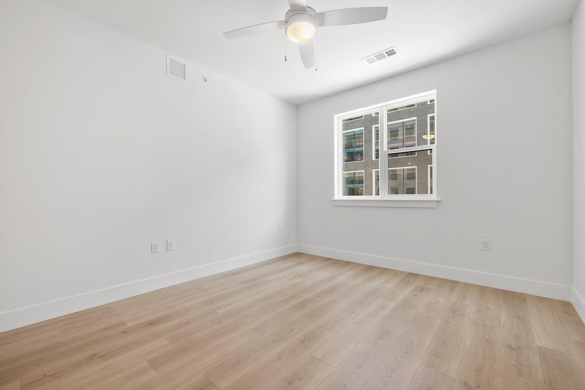 1701 Simond Ave #208 Property Photo 21