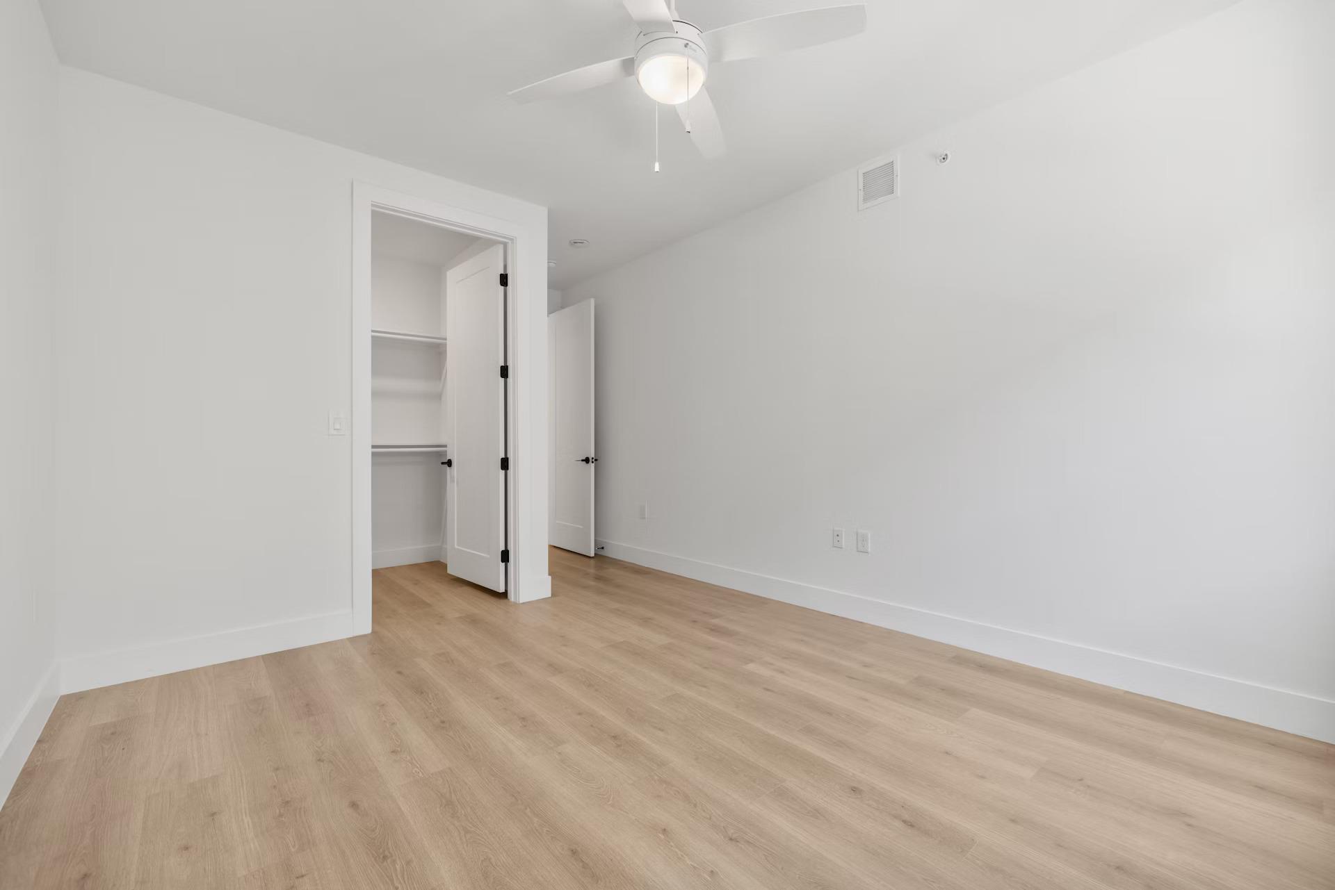 1701 Simond Ave #208 Property Photo 23