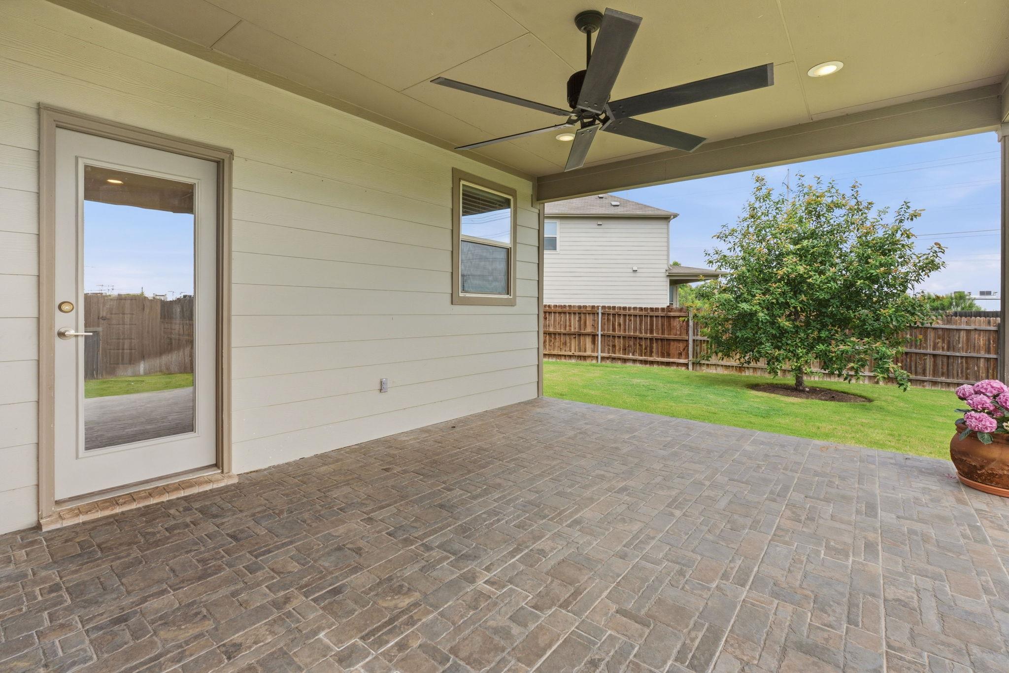 14215 Alloro Dr Property Photo 31