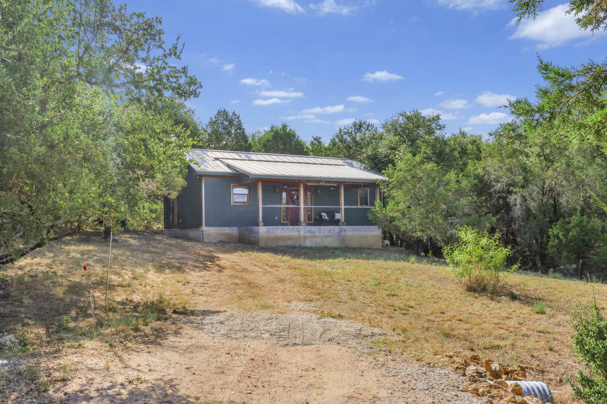 407 Breezing Ln Property Photo 1