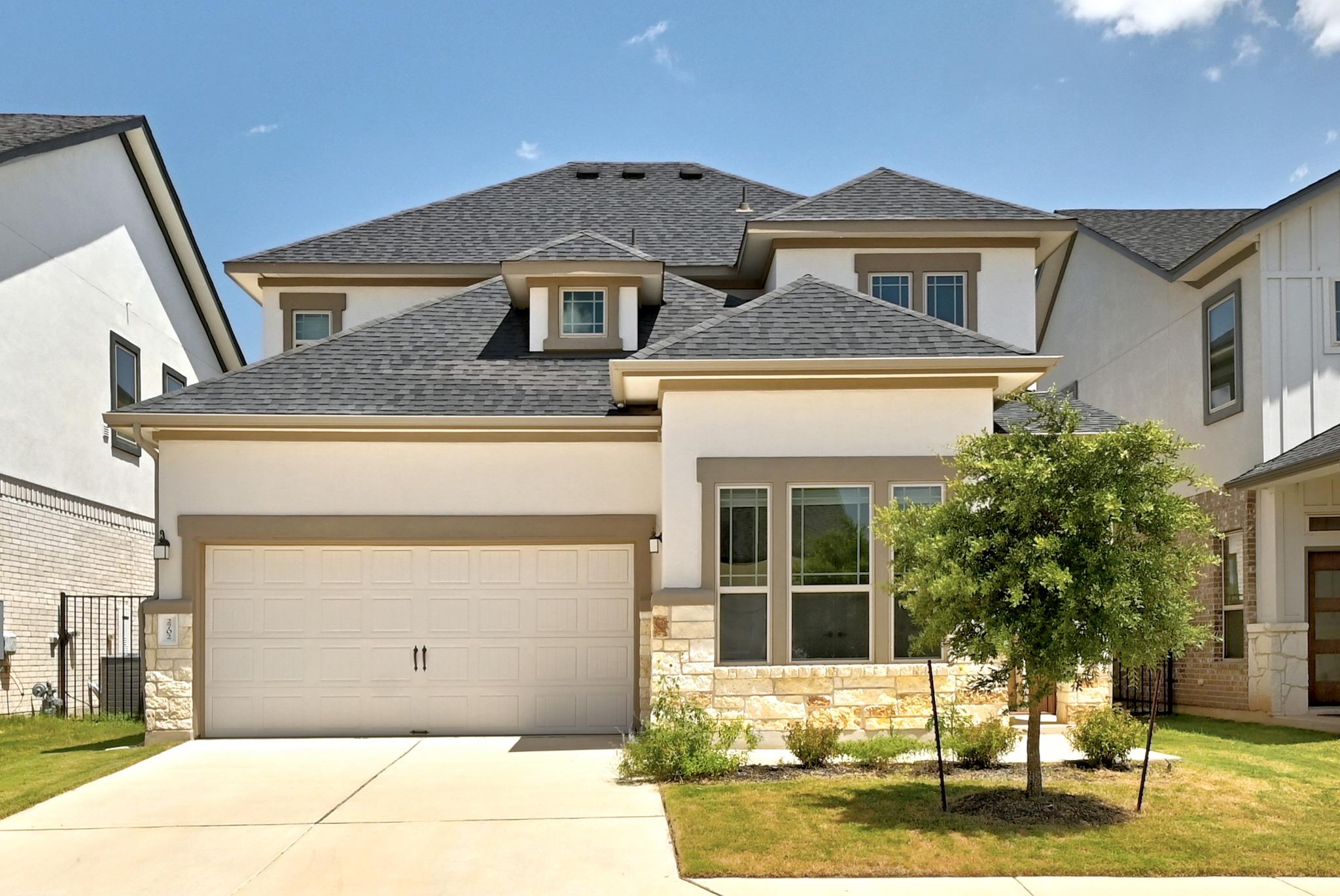 2702 Sebring Cir Property Photo 1