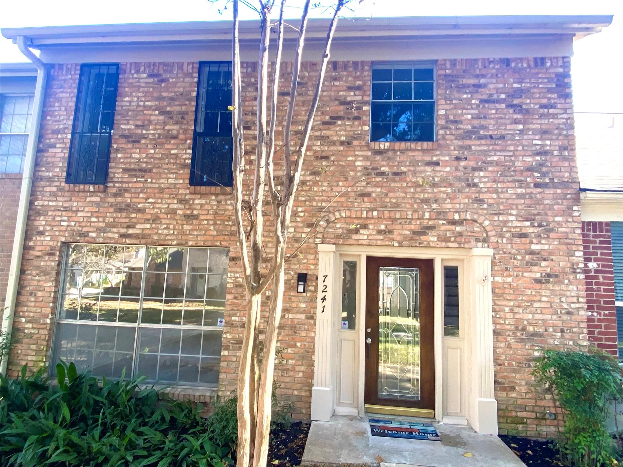7241 Creekside Dr 70 Property Photo 2