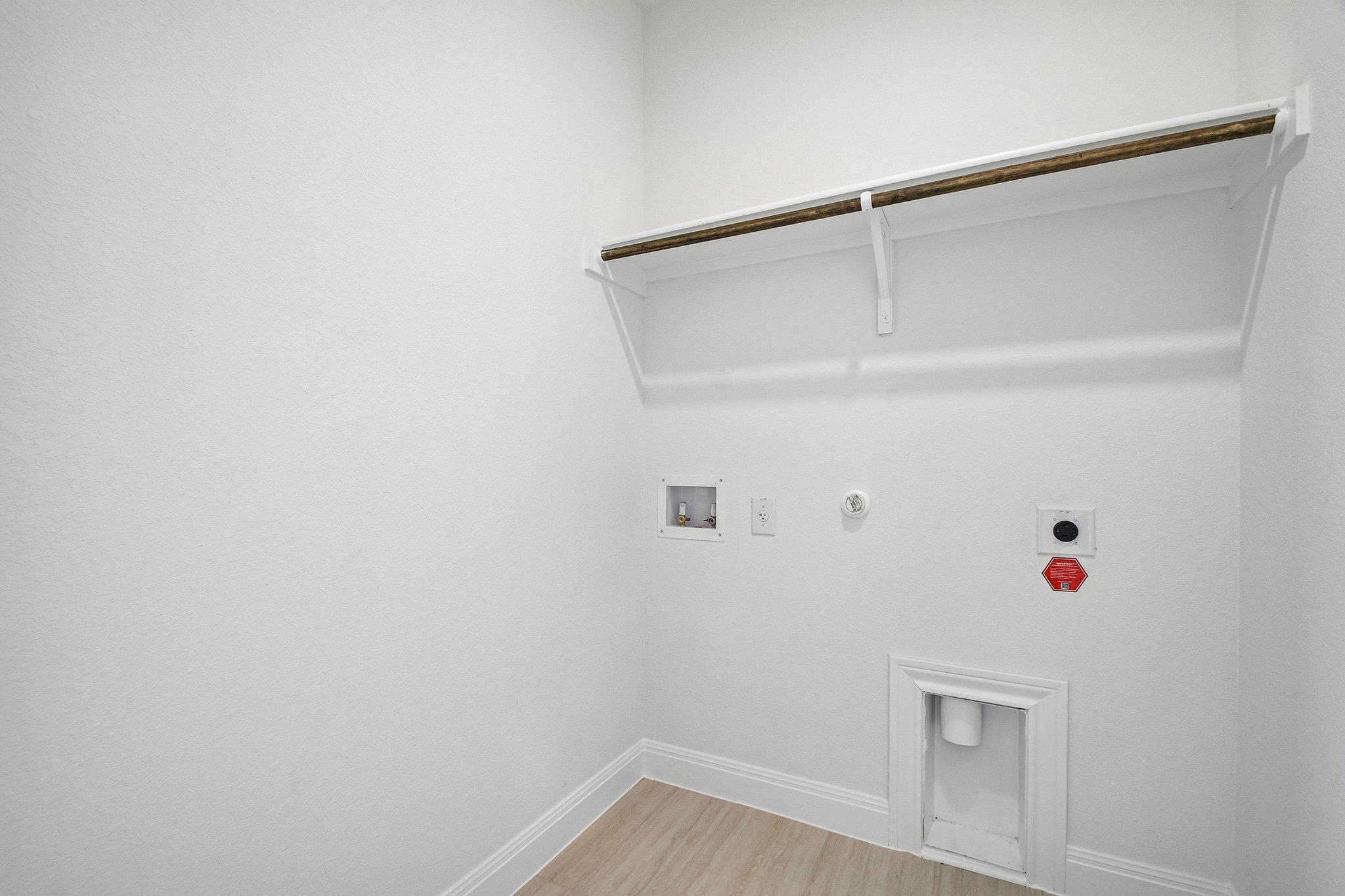 773 Treadwell Ln Property Photo 12