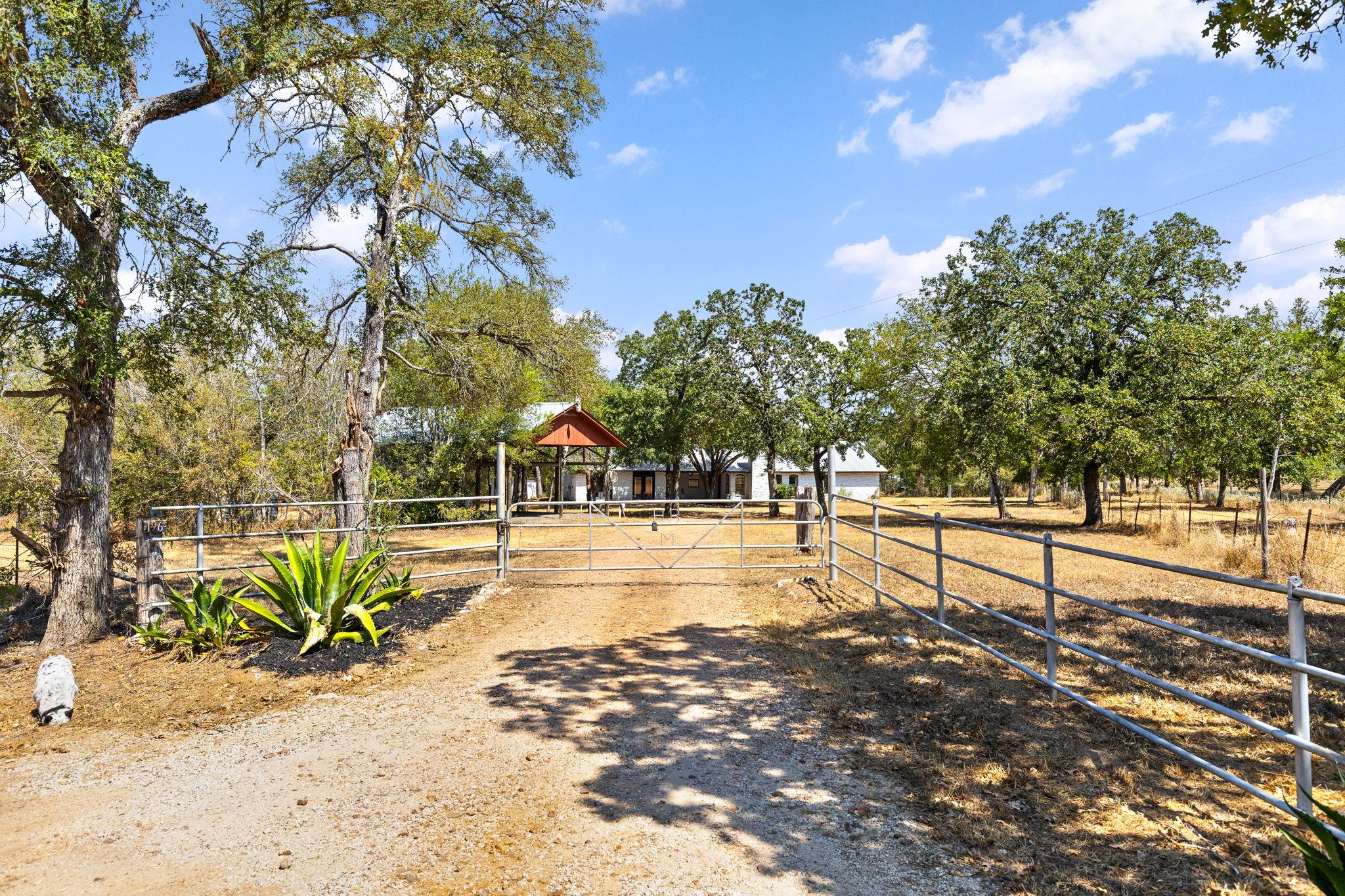 196 Willy Rd Property Photo 31