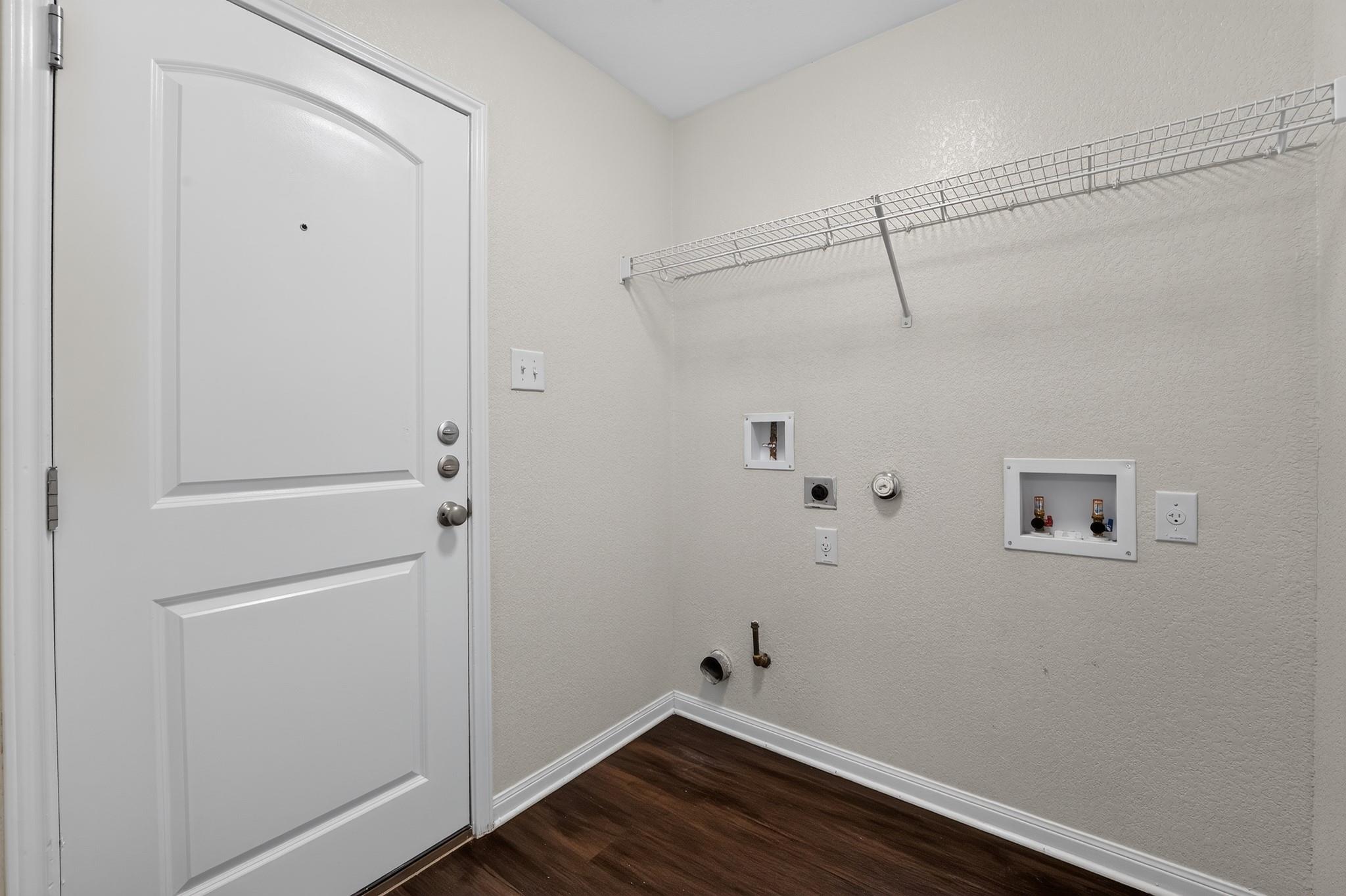 1564 Breanna Ln Property Photo 13