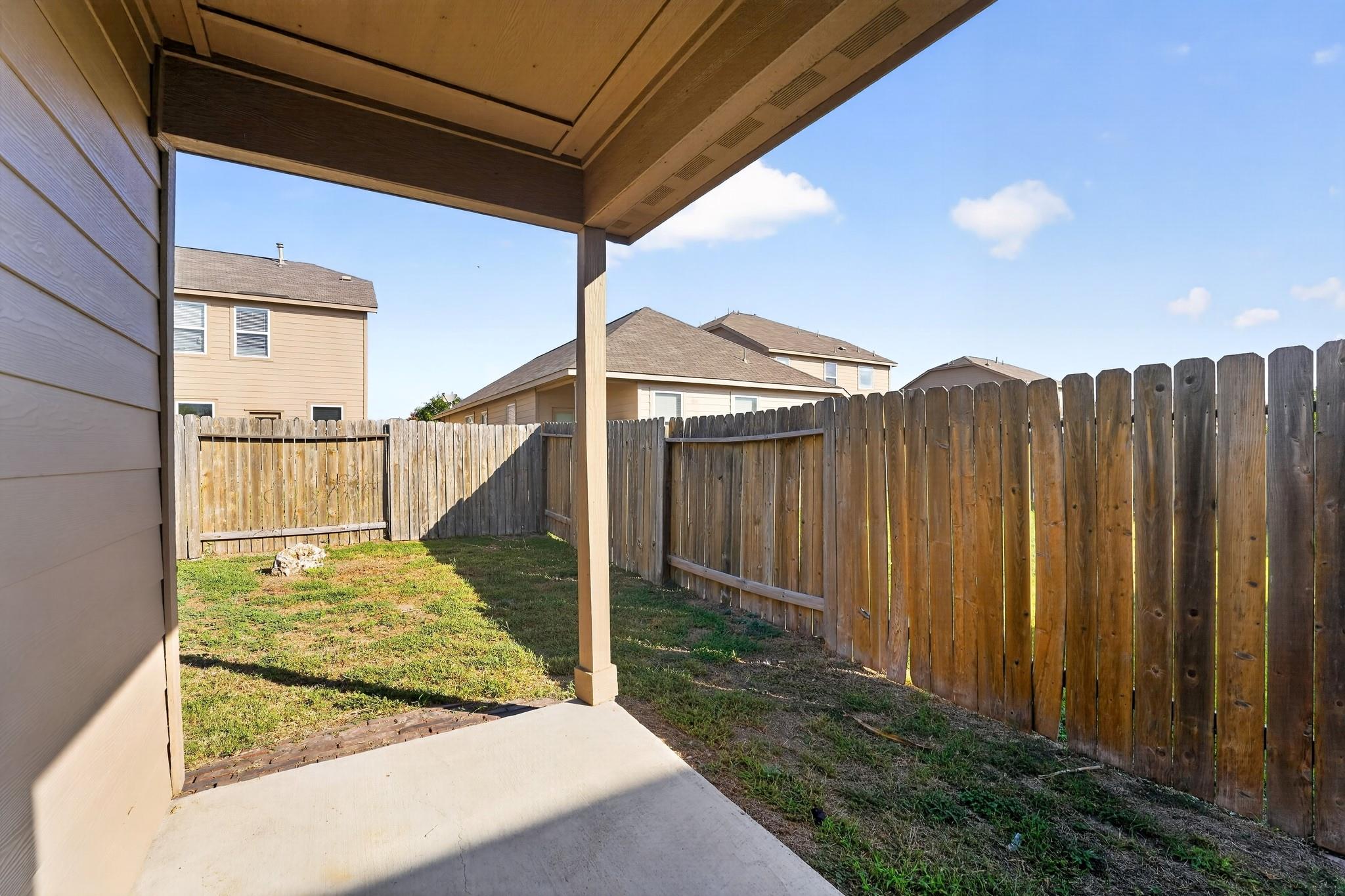1564 Breanna Ln Property Photo 14