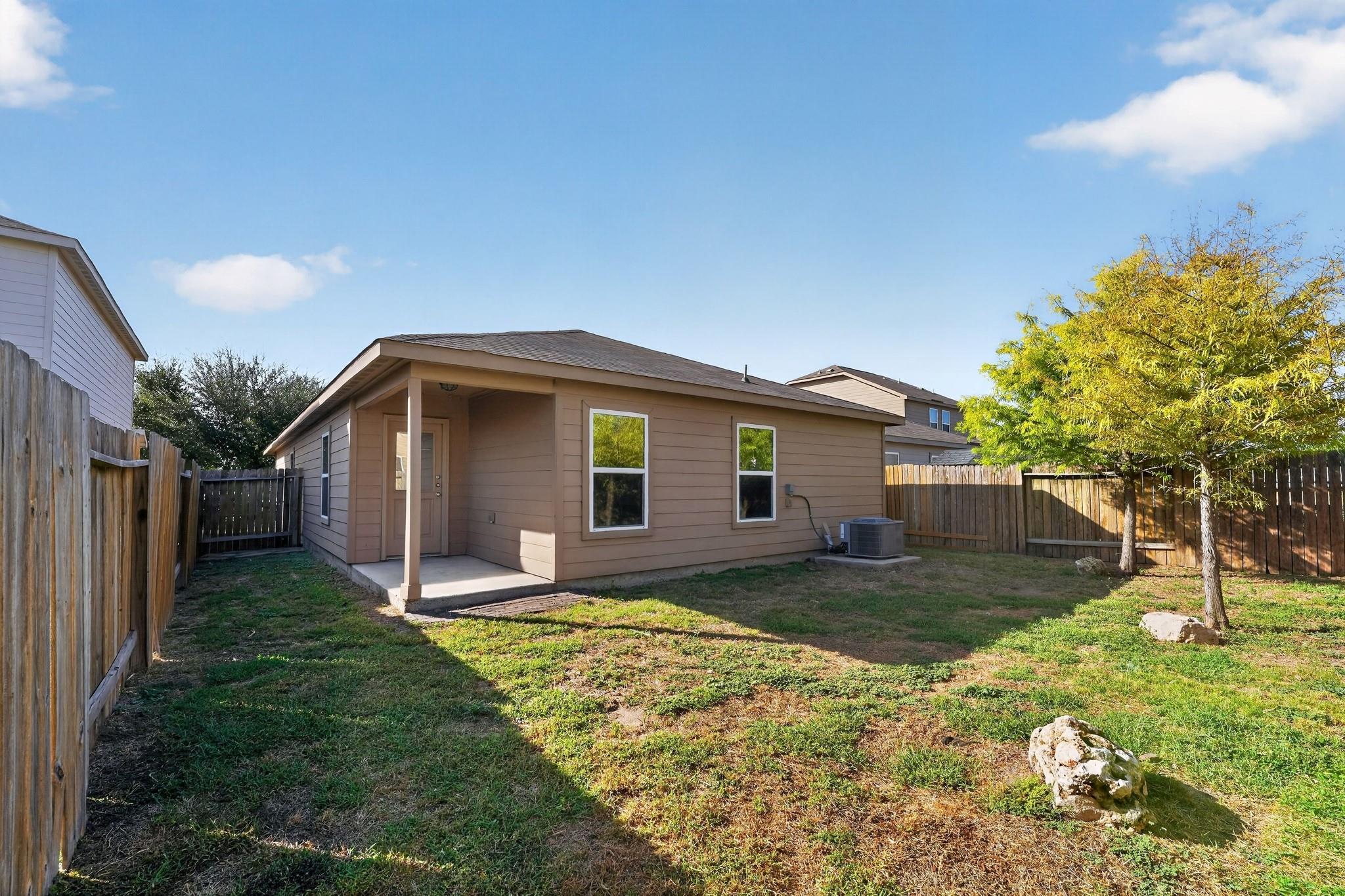 1564 Breanna Ln Property Photo 15