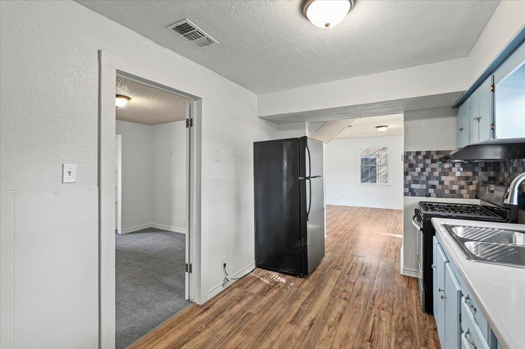 205 Cisneros St Property Photo 5