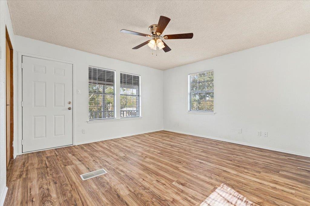 205 Cisneros St Property Photo 8