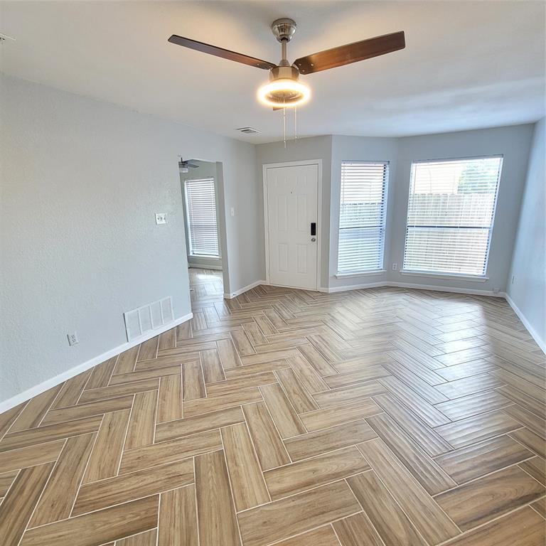 13351 Water Oak Ln #b Property Photo 4