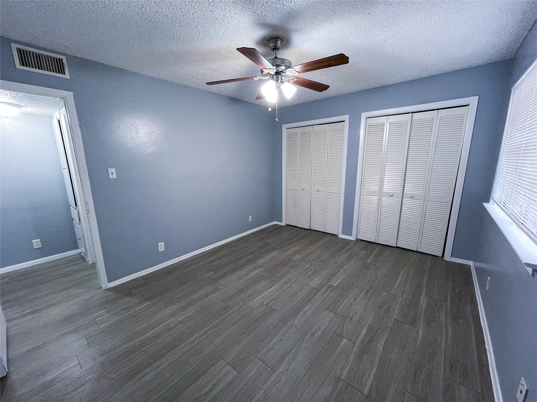 8907 Parkfield Dr #204 Property Photo 17