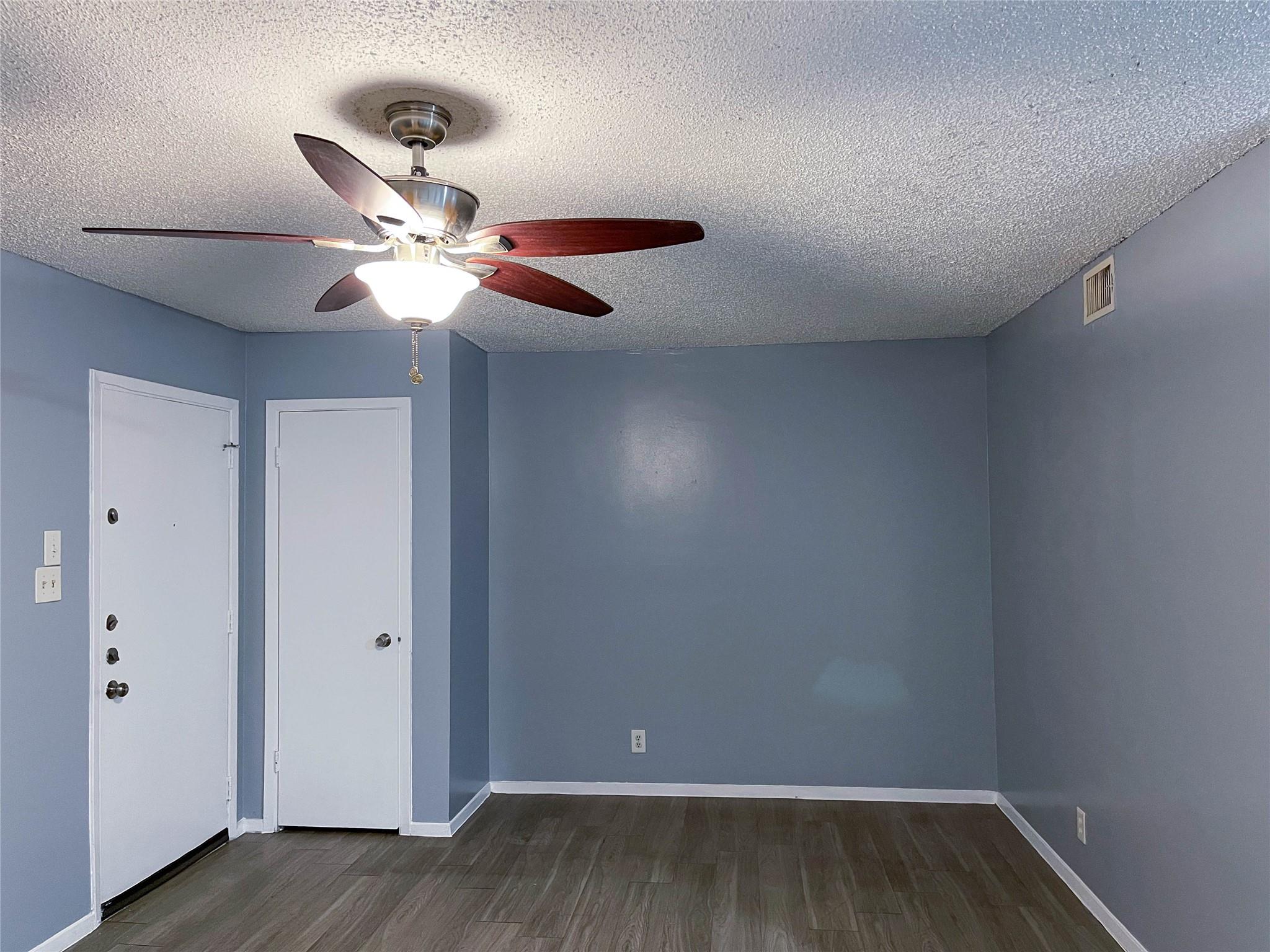 8907 Parkfield Dr #204 Property Photo 20