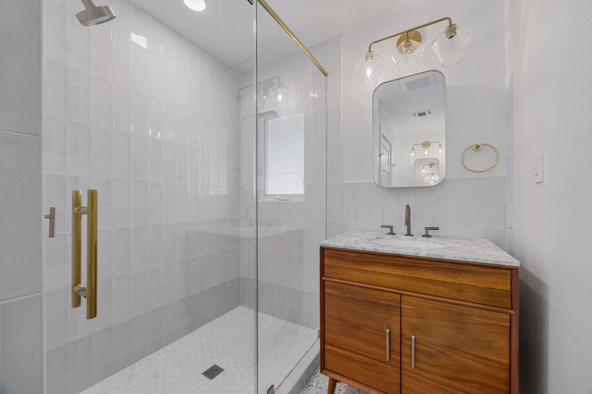 5303 Beechmoor Dr Property Photo 8