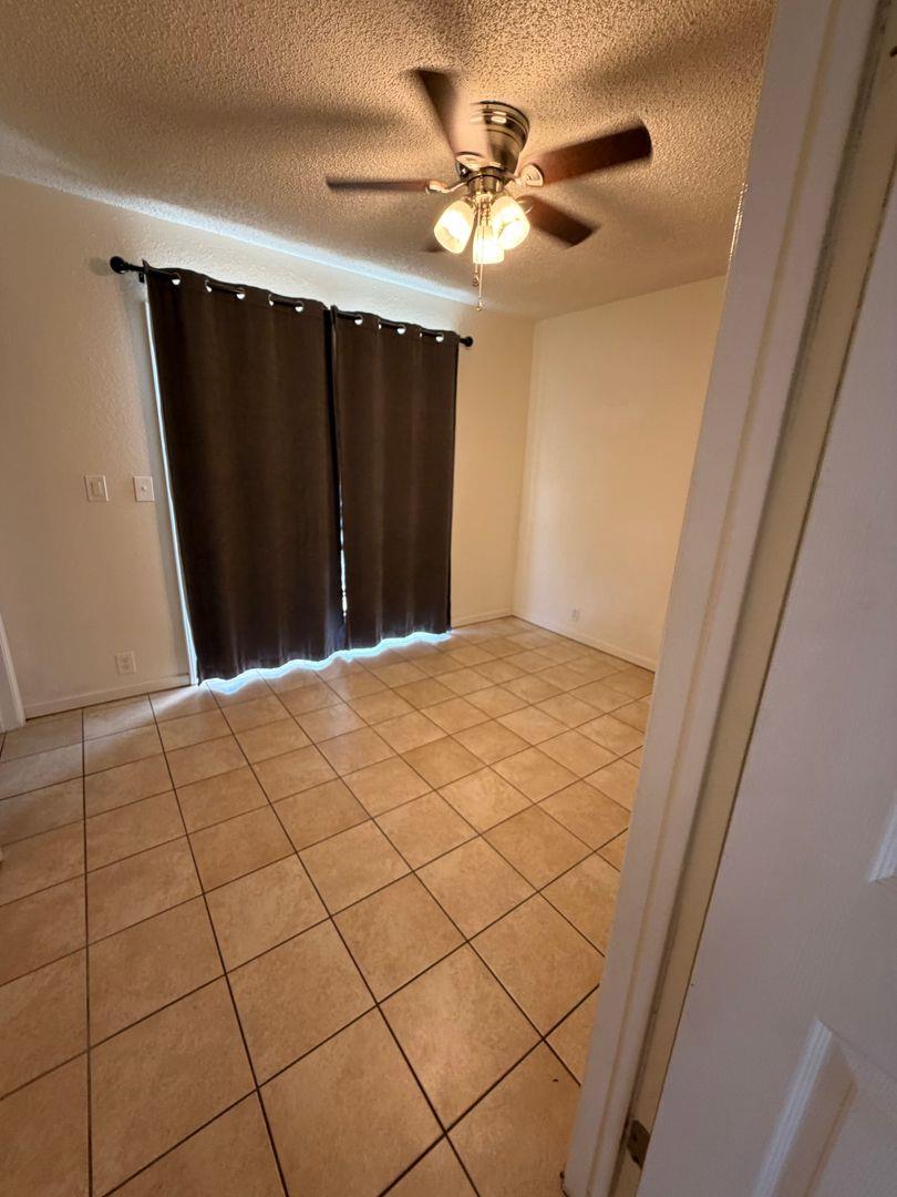 212 Aster St #a Property Photo 7