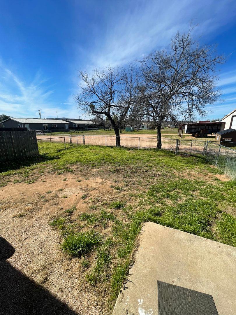 212 Aster St #a Property Photo 10
