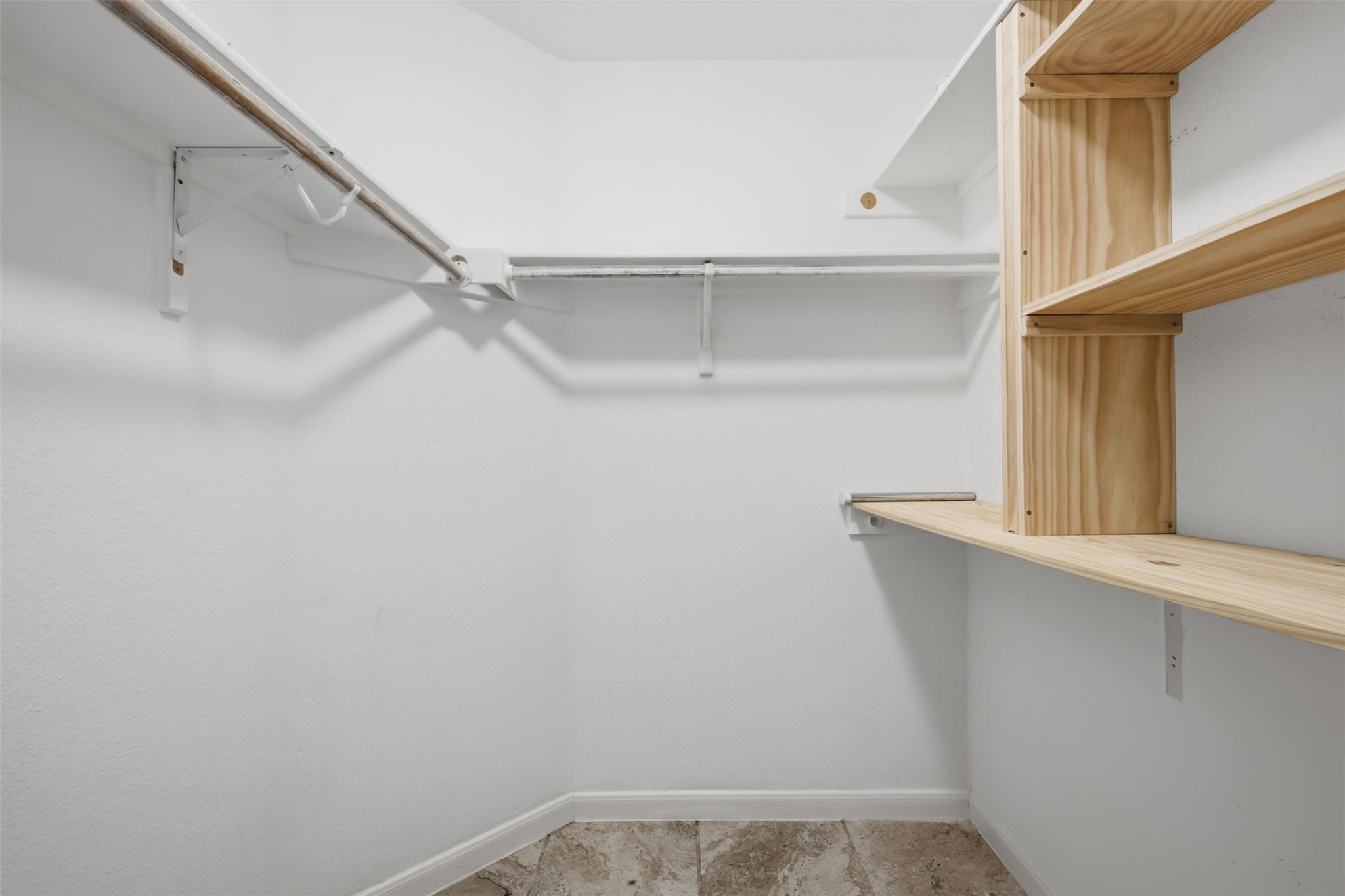 108 Songbird Ct Property Photo 22