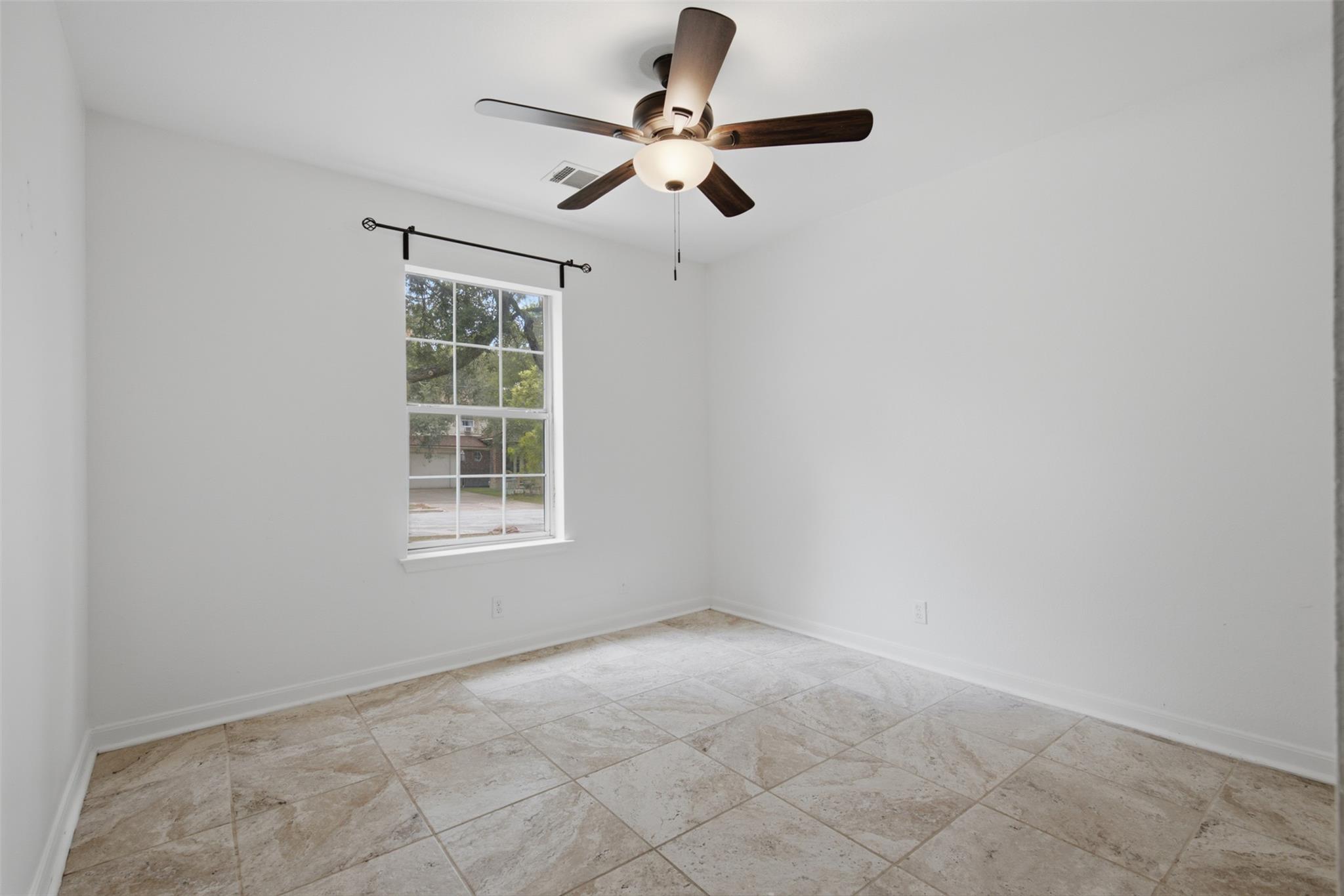 108 Songbird Ct Property Photo 26