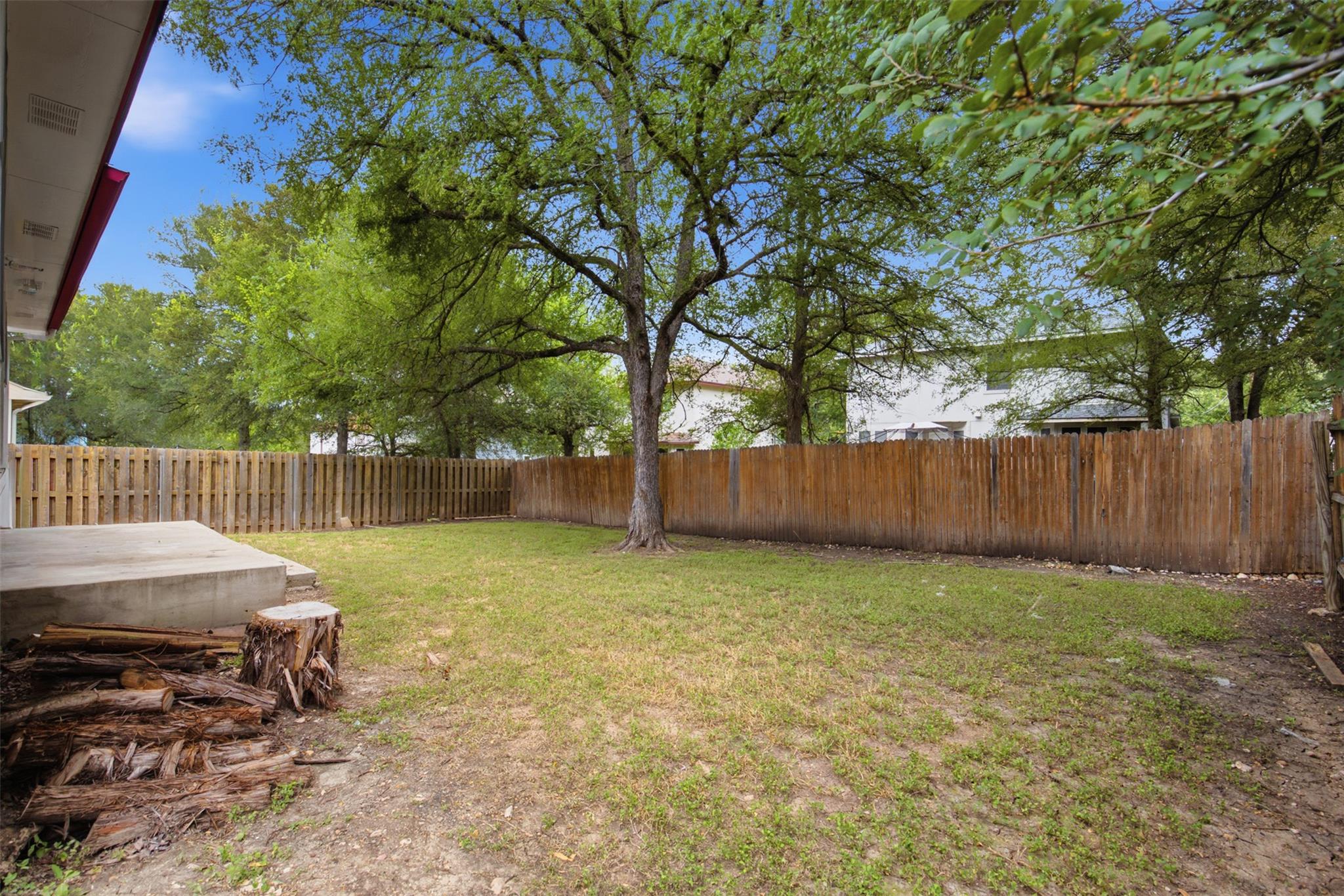 108 Songbird Ct Property Photo 32