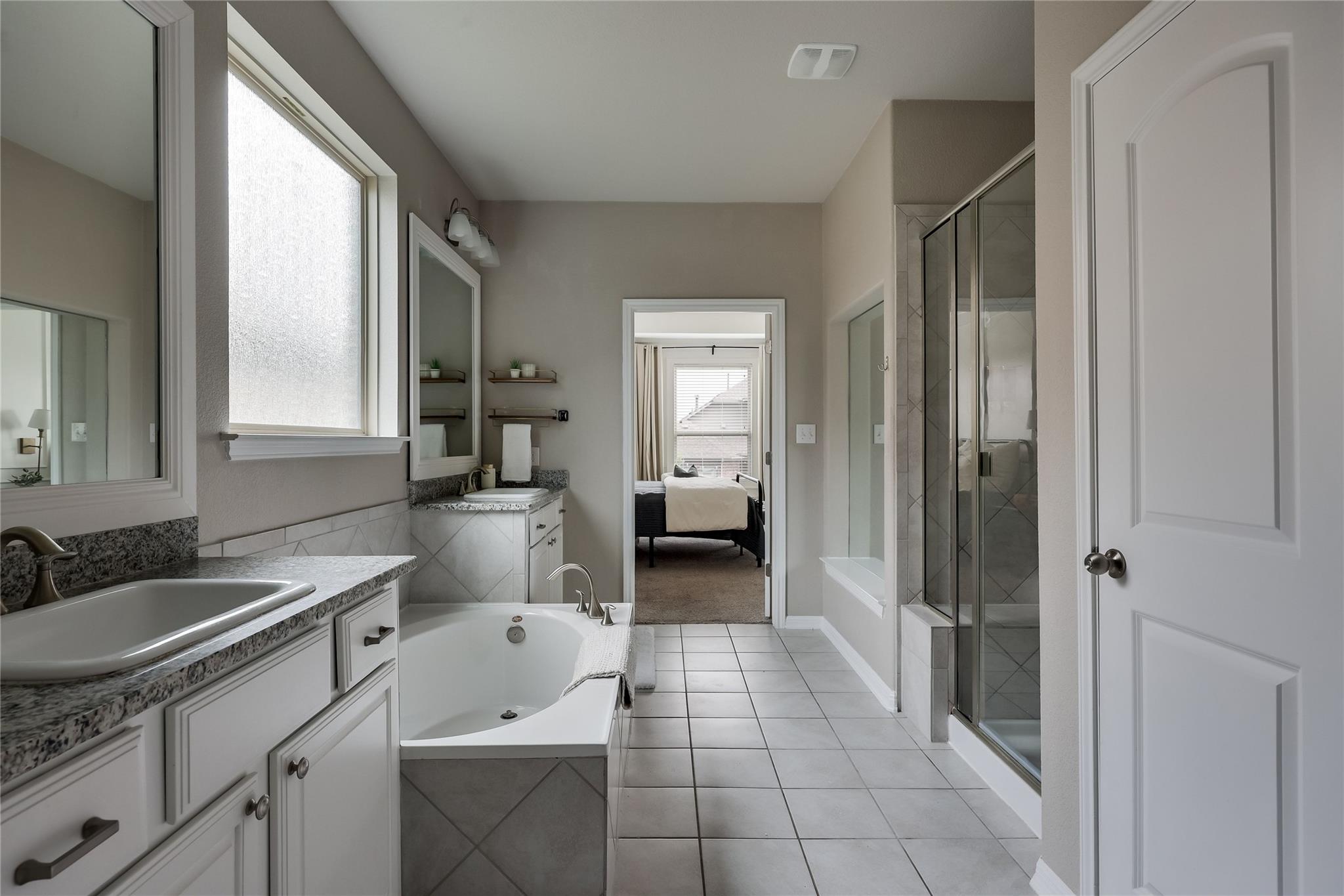 2515 Portici Pass Property Photo 28
