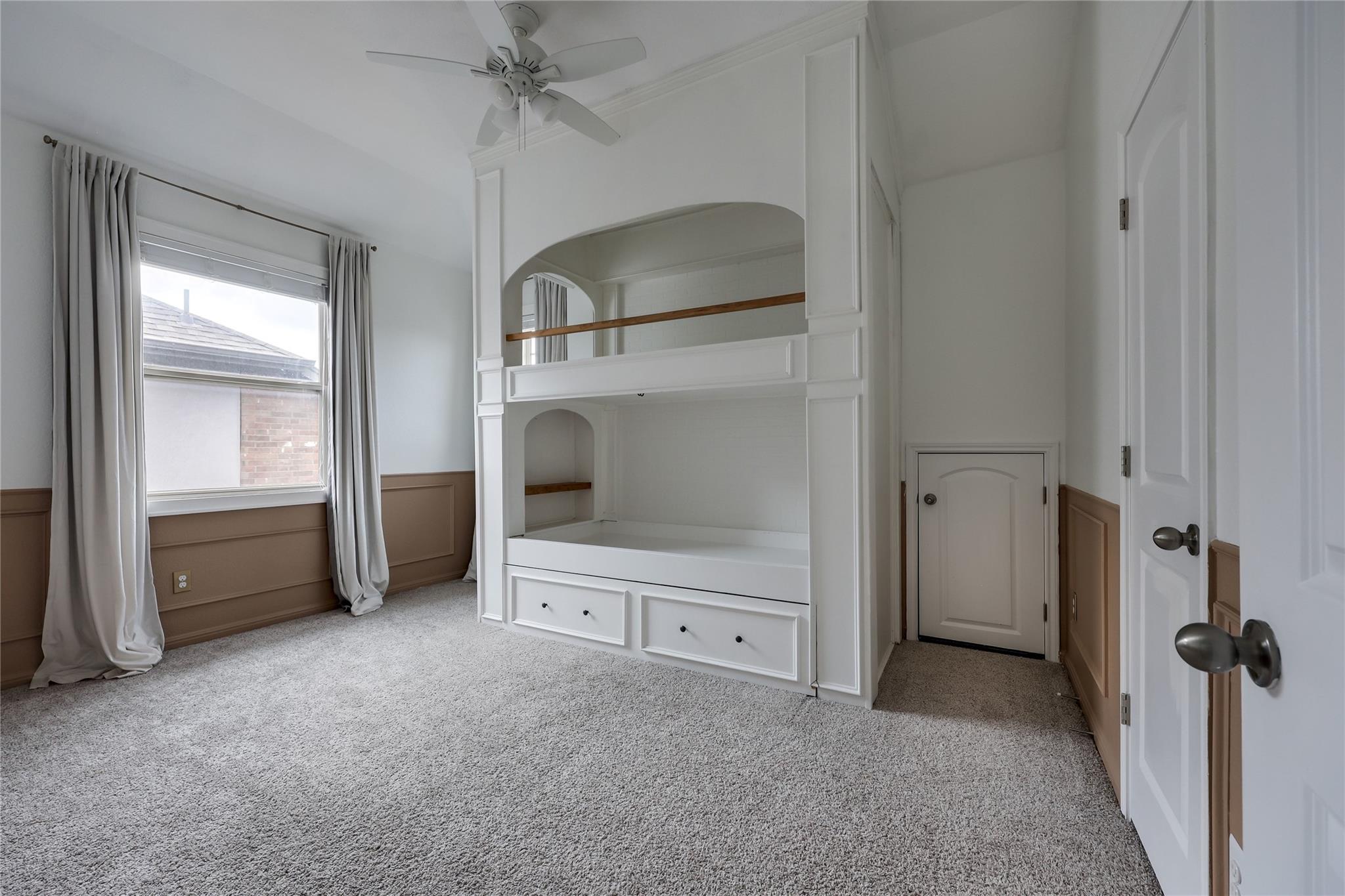 2515 Portici Pass Property Photo 30